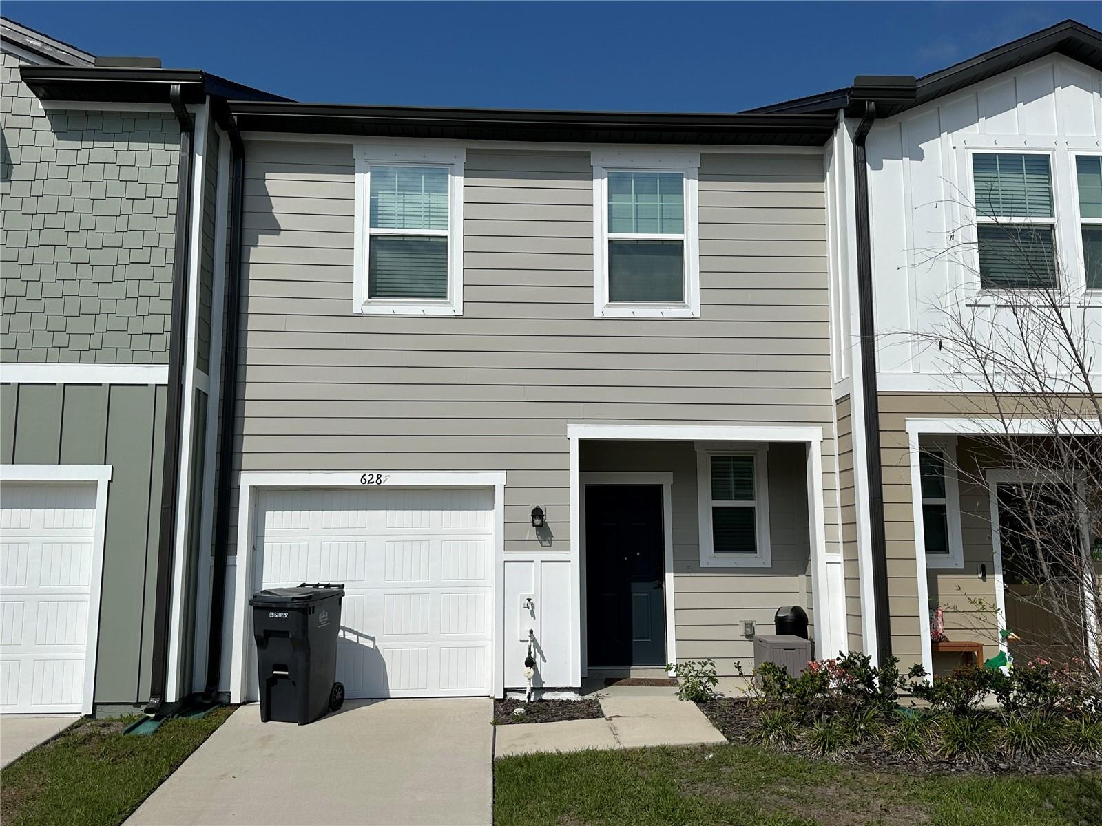 6287 Bucket CT