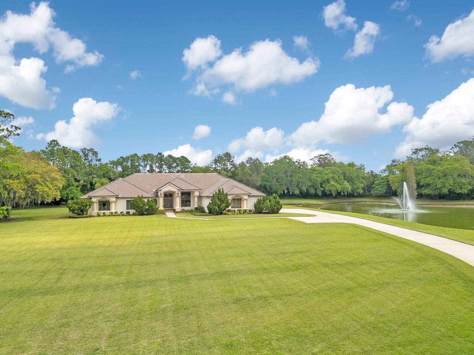 3300 Bridgefield Dr