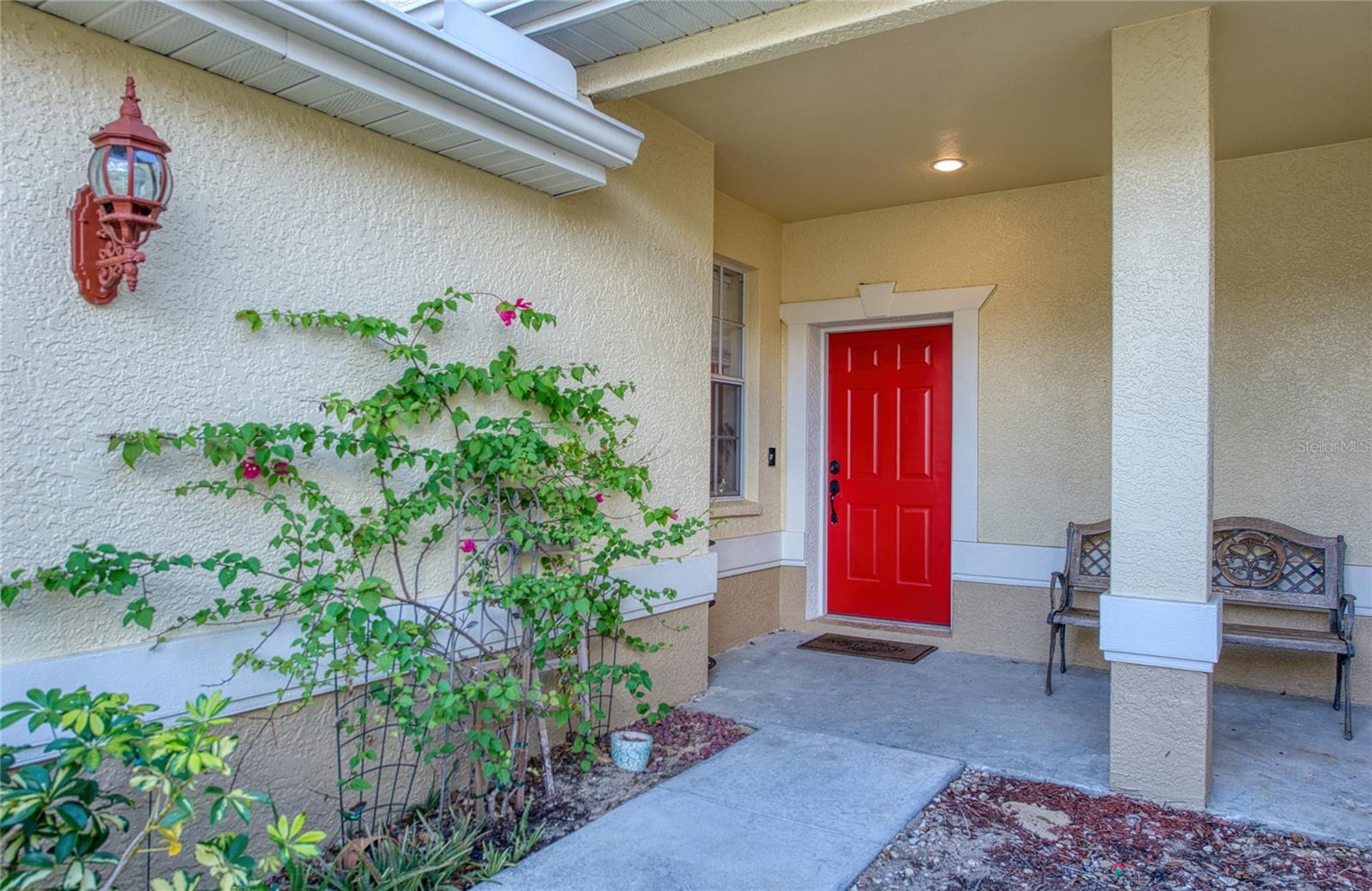 648 Spring Lake Cir