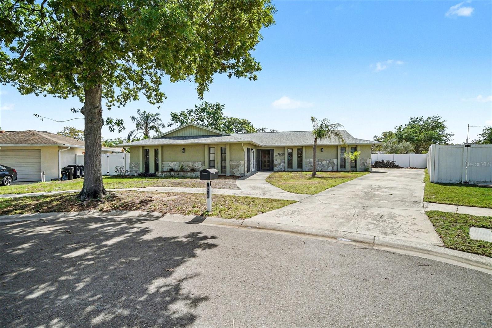 10938 Salt Tree Dr