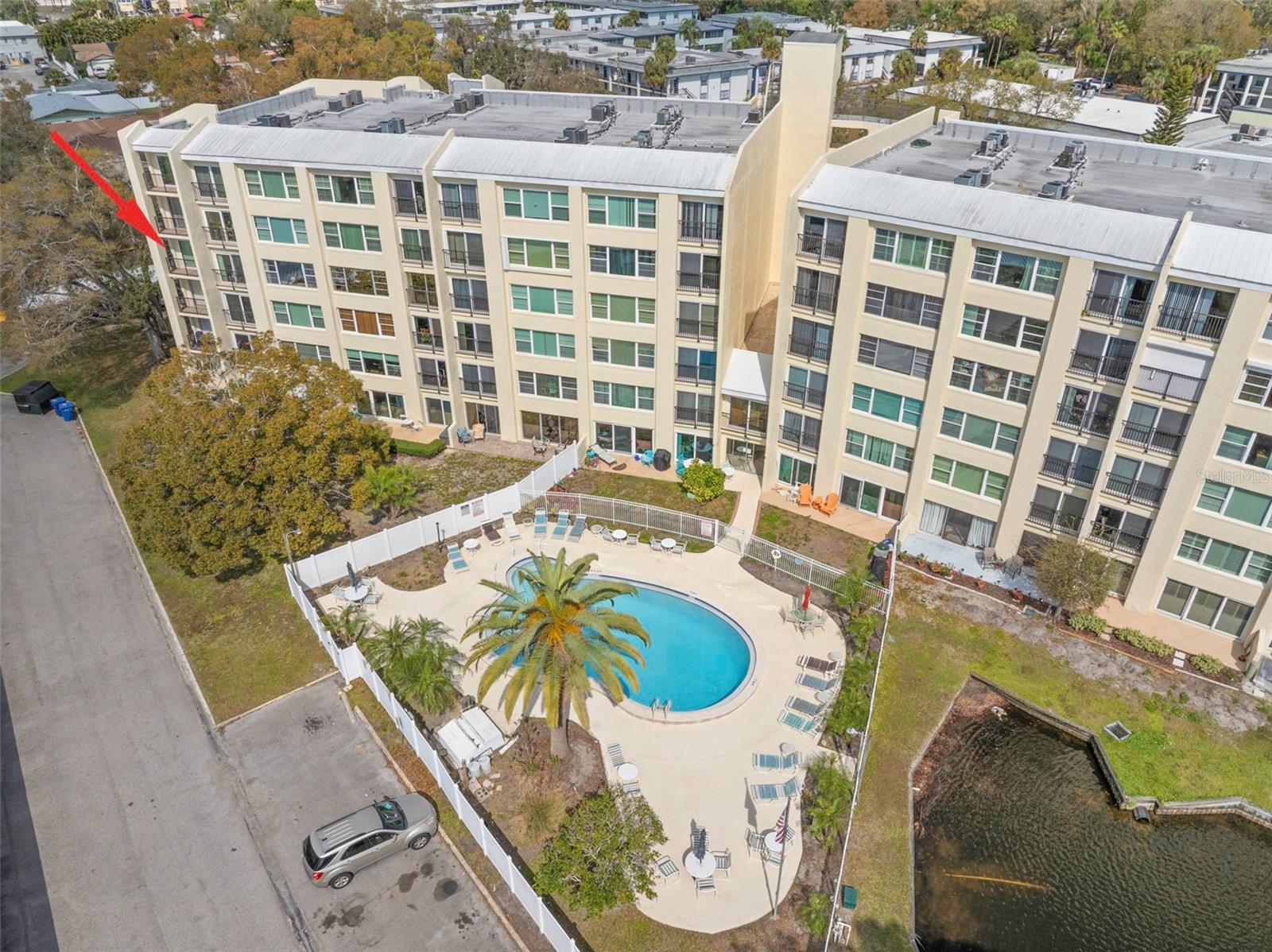 225 Country Club Dr #F-1401