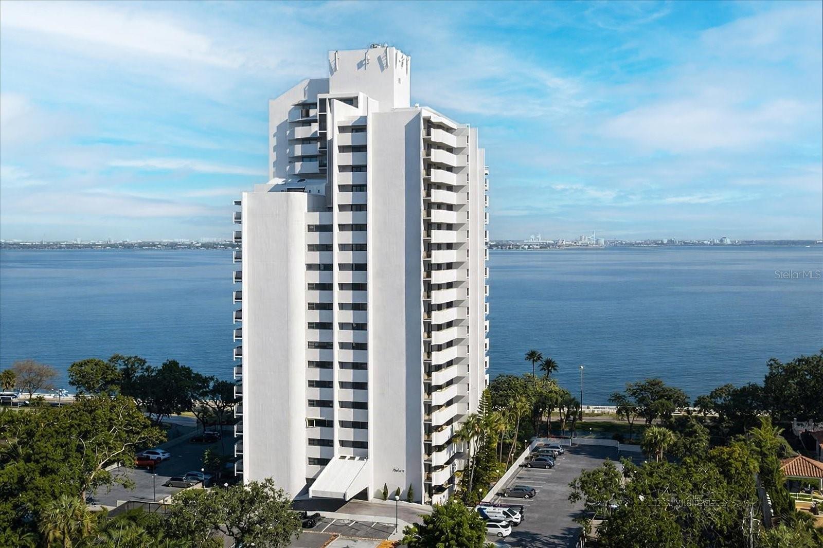 4141 Bayshore Blvd #2001