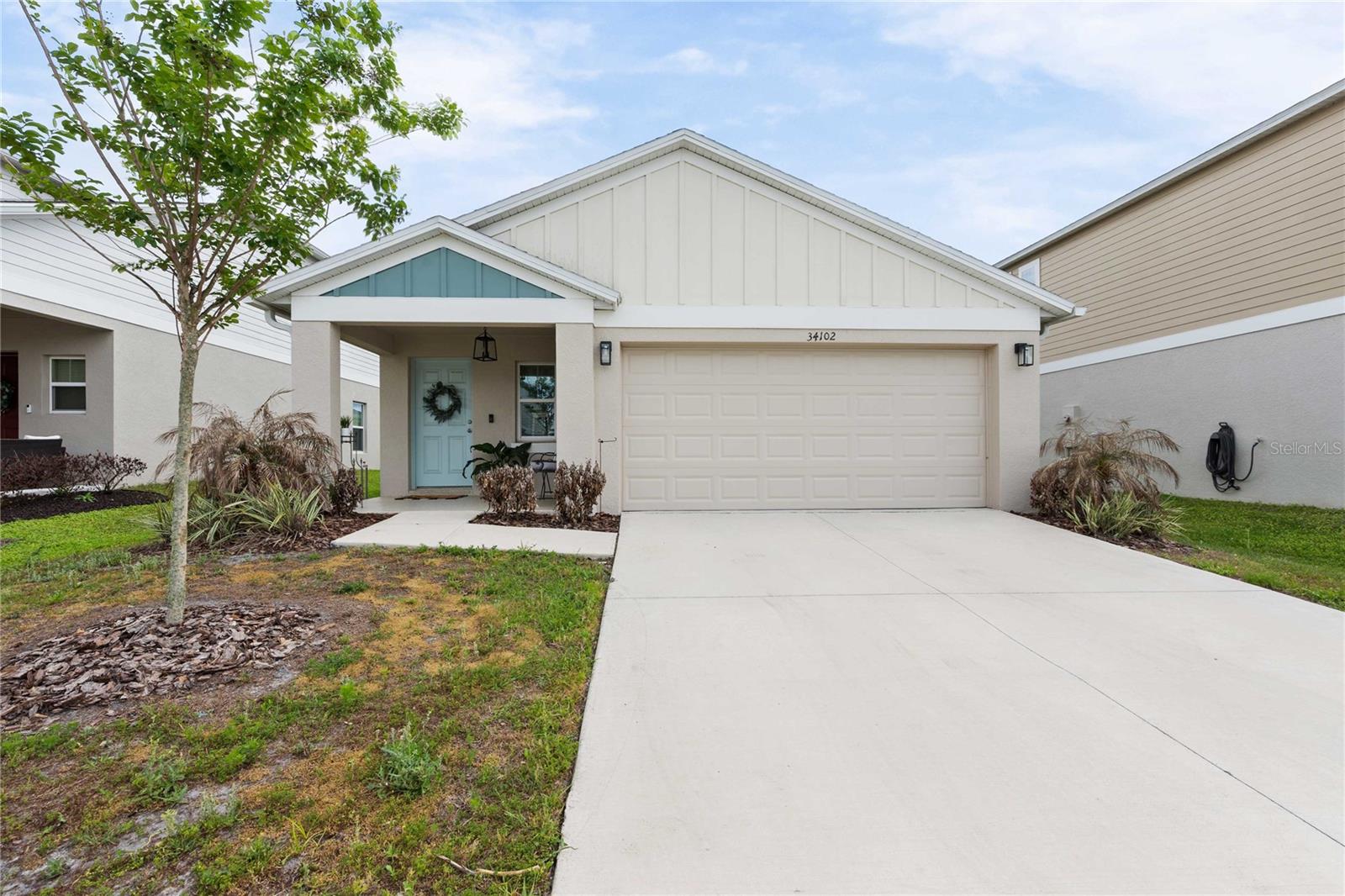 34102 Scarlet Sage CT