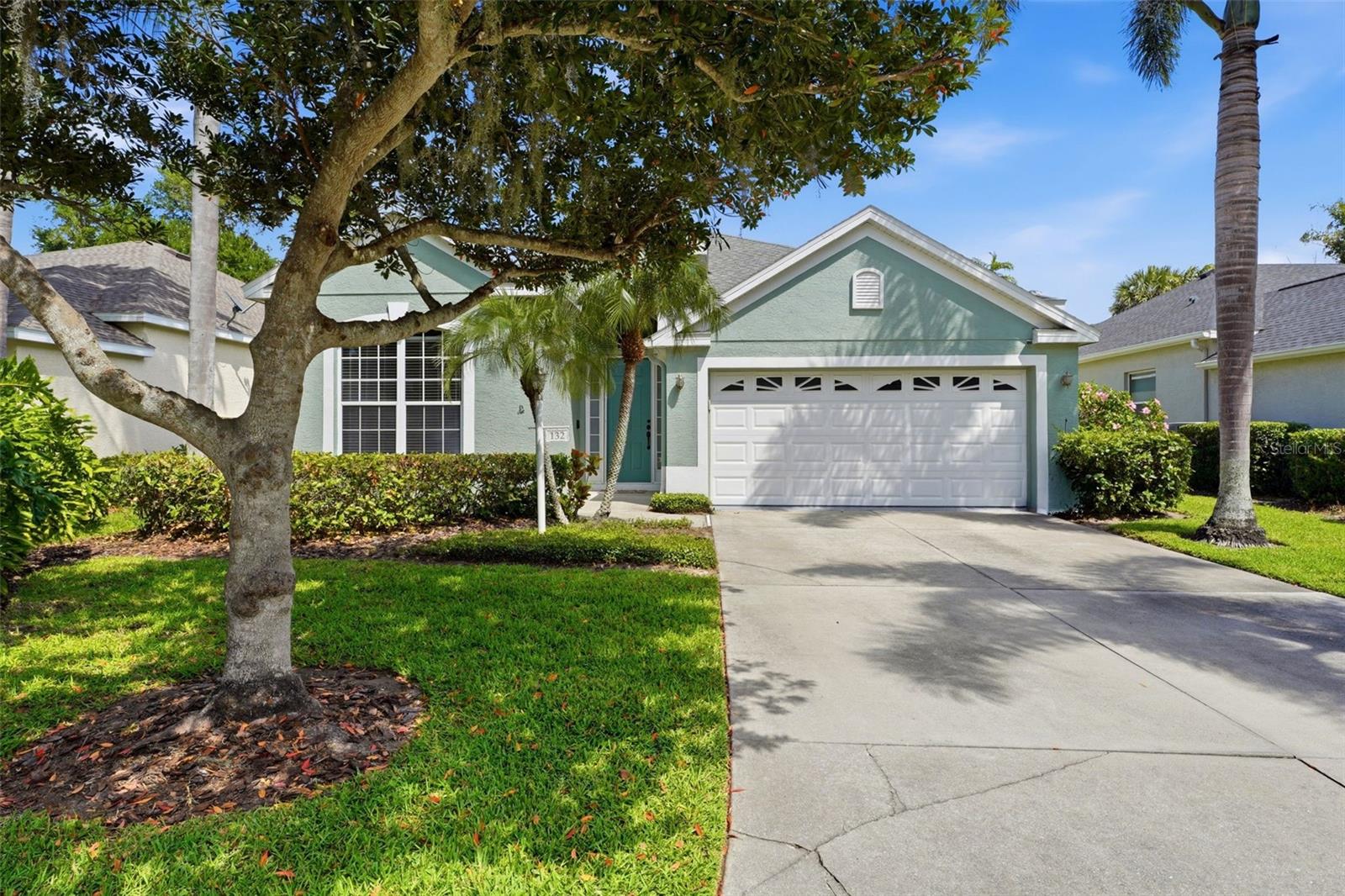 132 Tall Trees CT