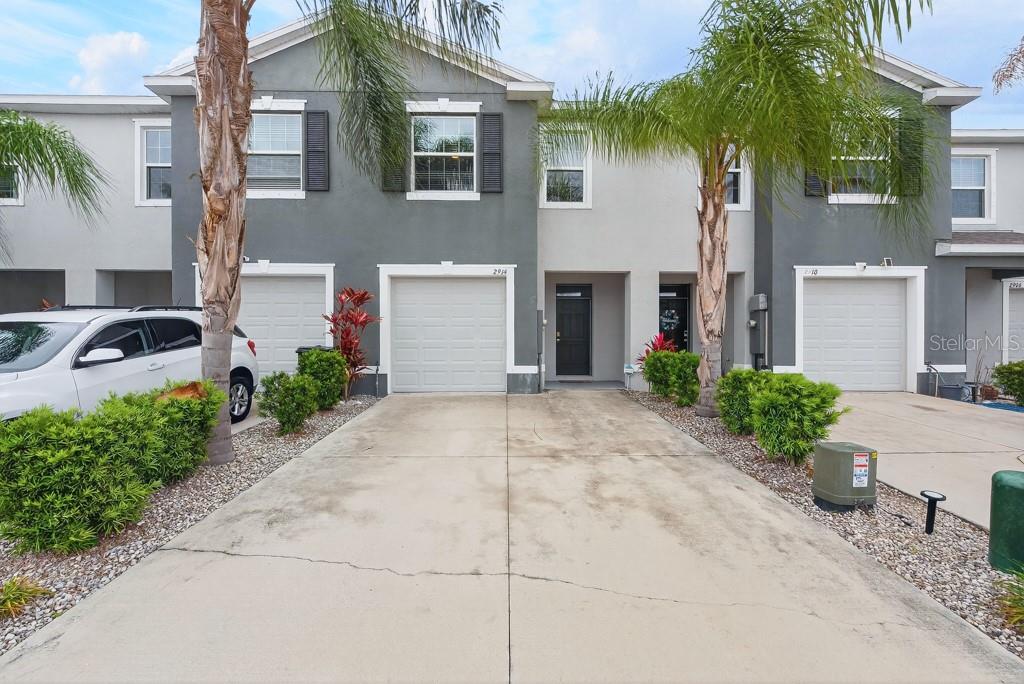 2914 Suncoast Blend Dr