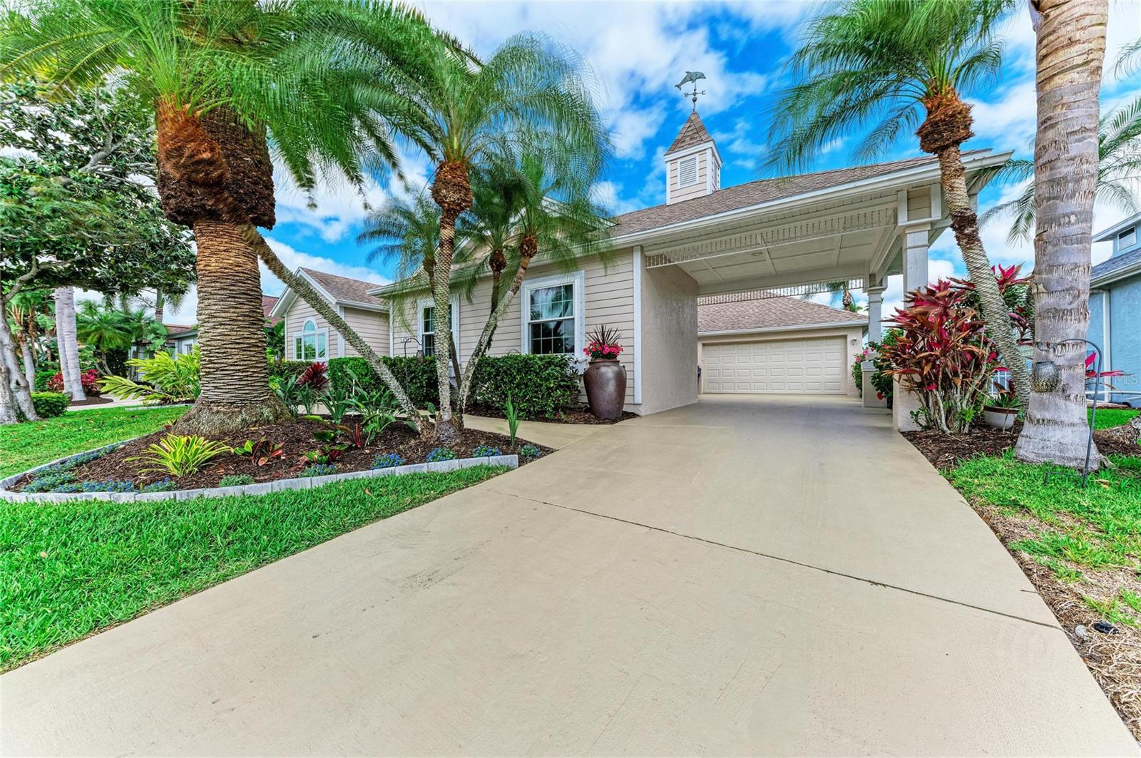 4735 Spinnaker Dr