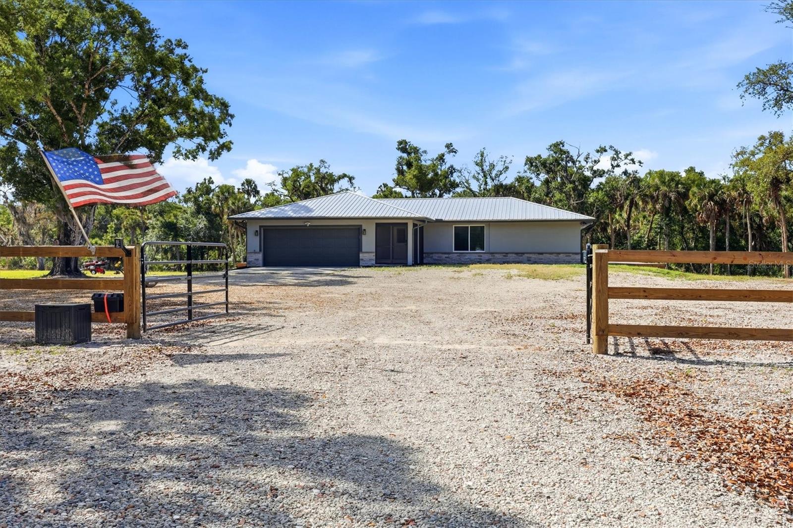 5361 Myakka Valley Trl