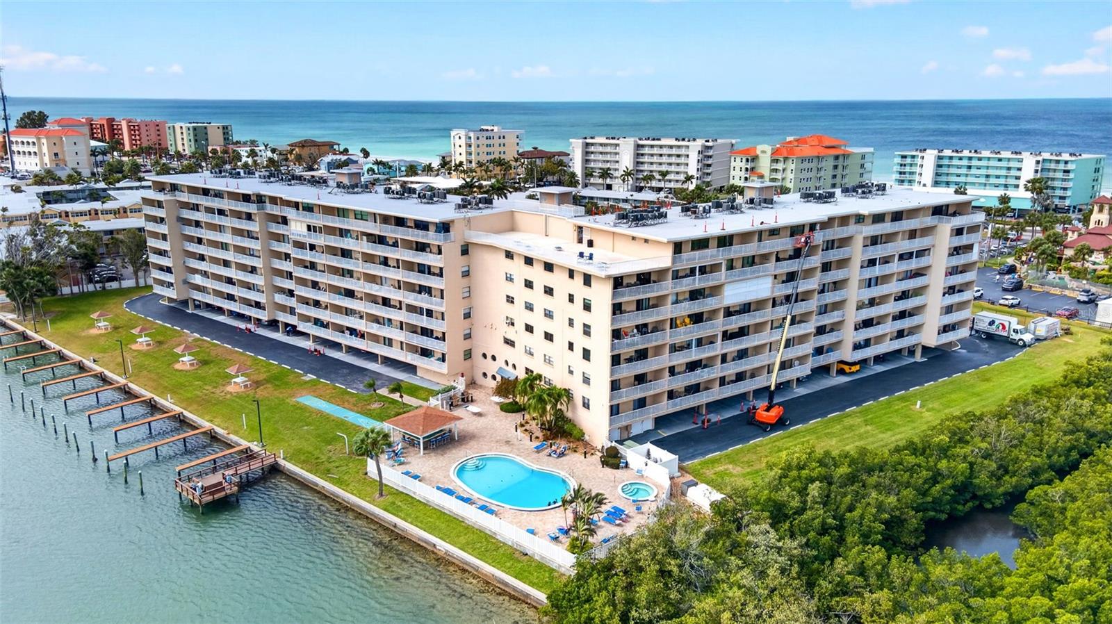 19451 Gulf Blvd #204
