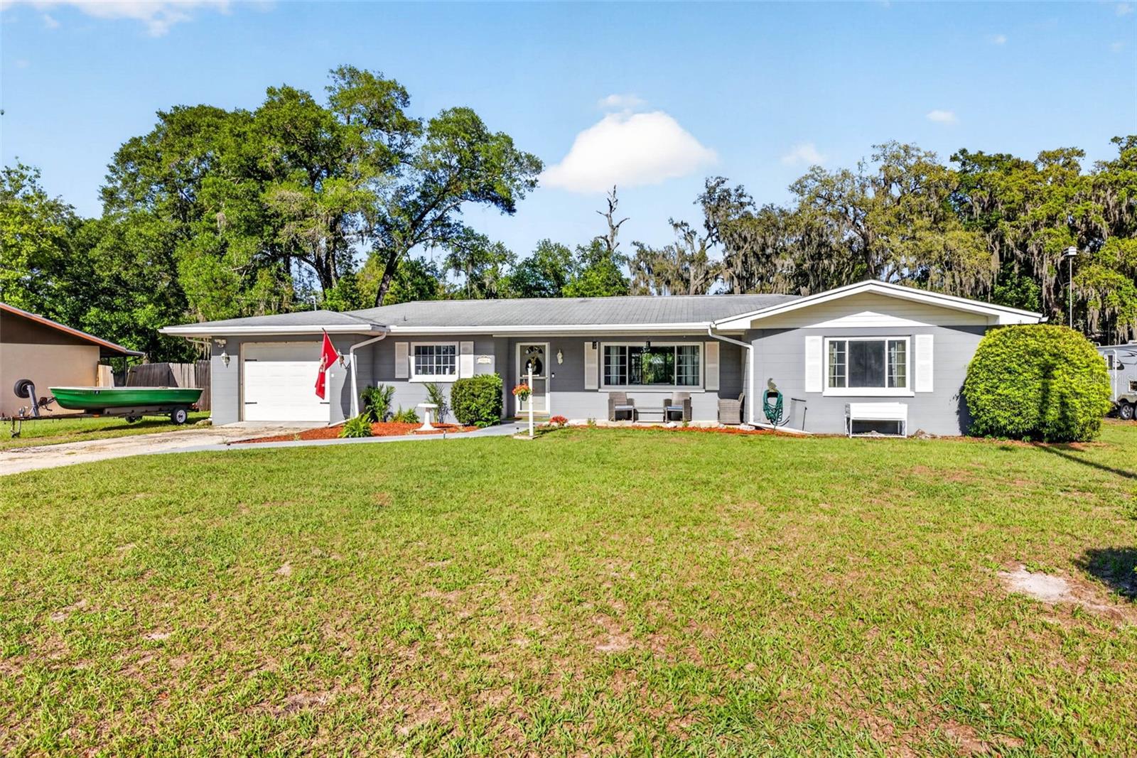 5068 Lakewood Dr