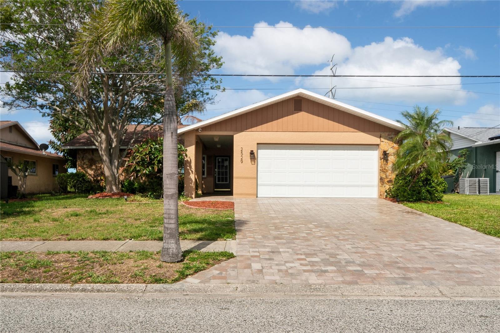 2529 San Luis Rd