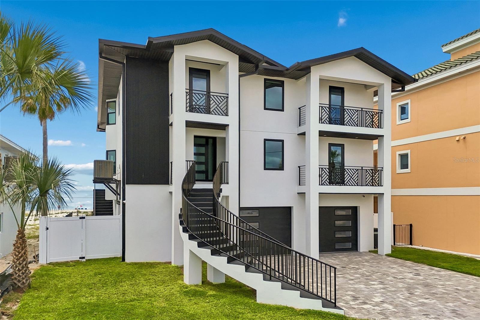 930 Eldorado Ave