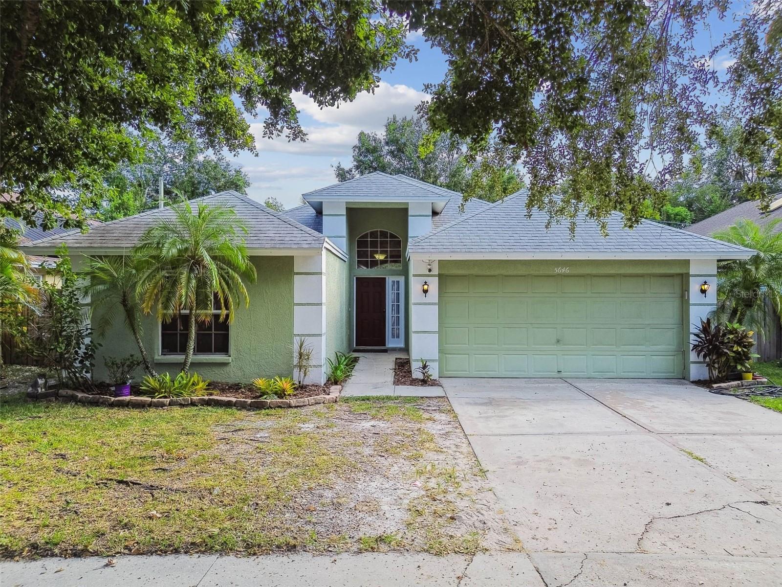 5646 Paddock Trail Dr