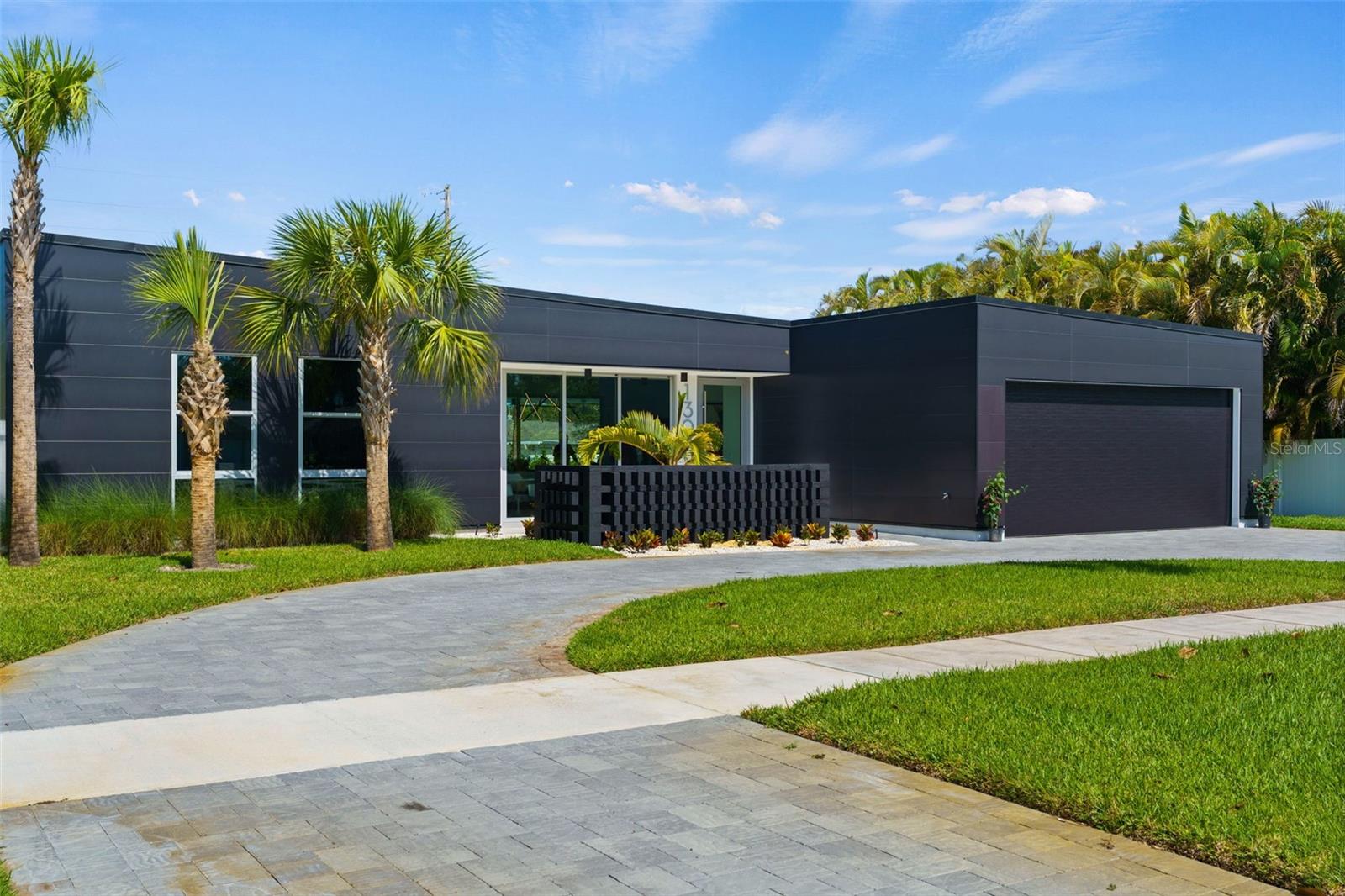 1304 Indian Rocks Rd