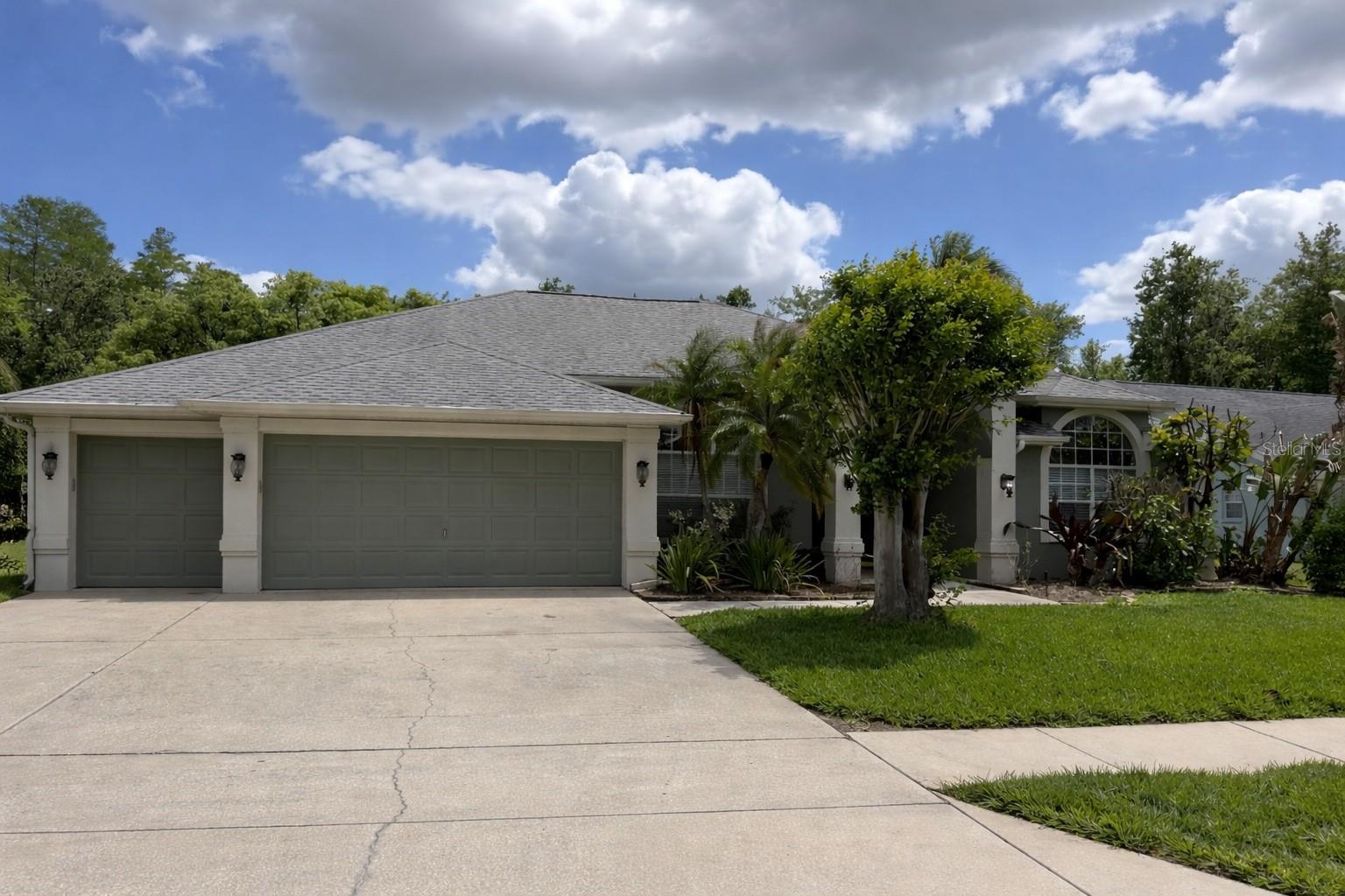 1616 Kinsmere Dr