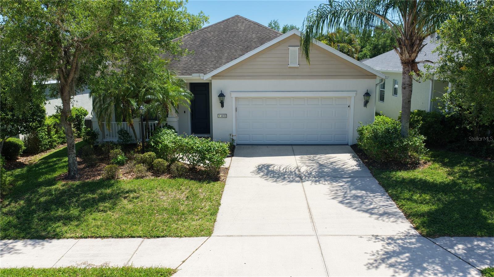 4650 Woodbrook Dr