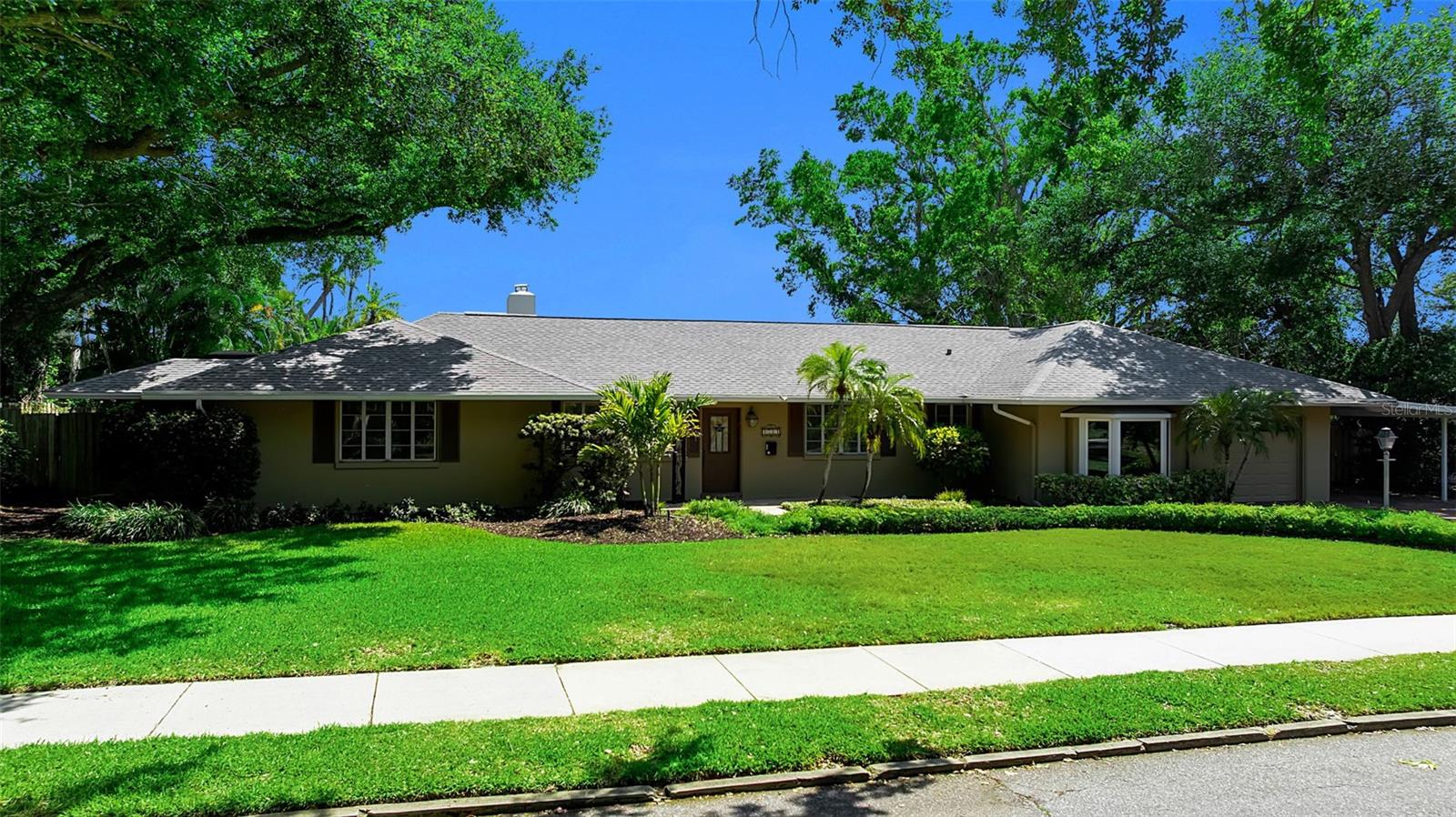 1714 South Dr