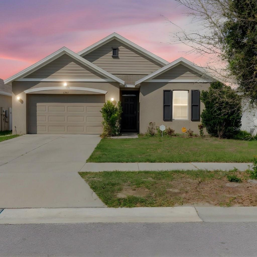 10206 Golden Light CT