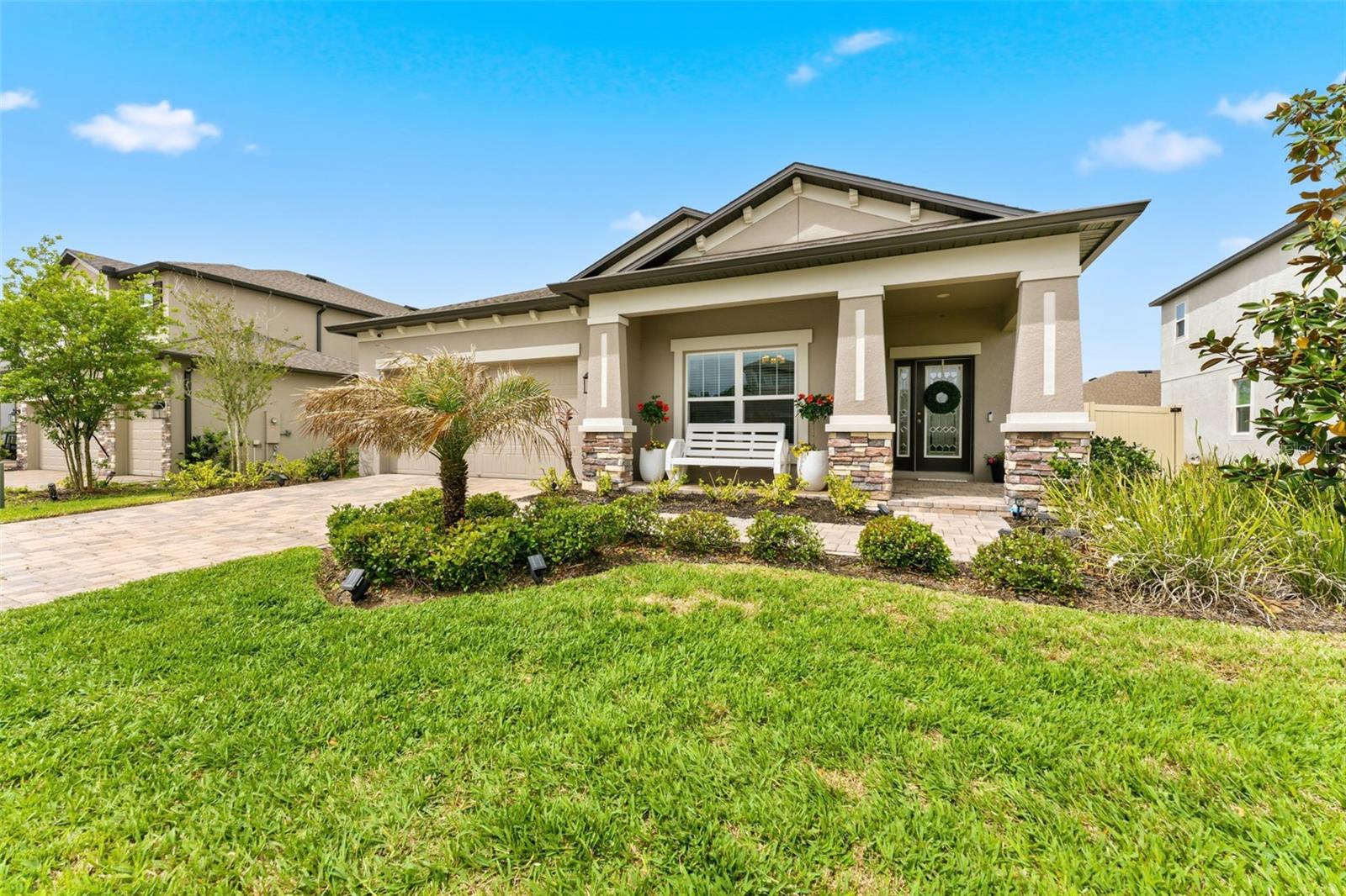 12451 Nouveau Ave