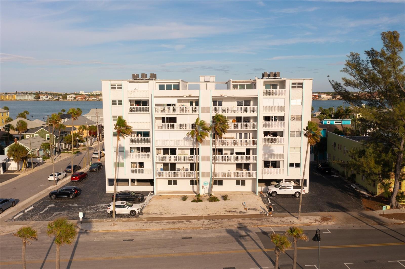 403 Gulf Way #304