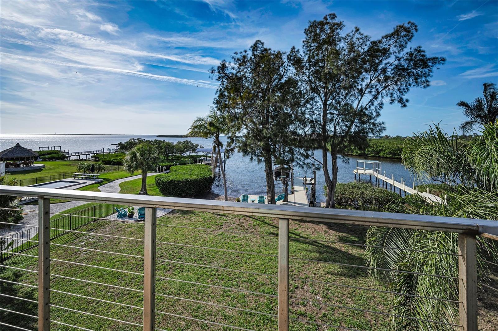 1626 Sea Breeze Dr
