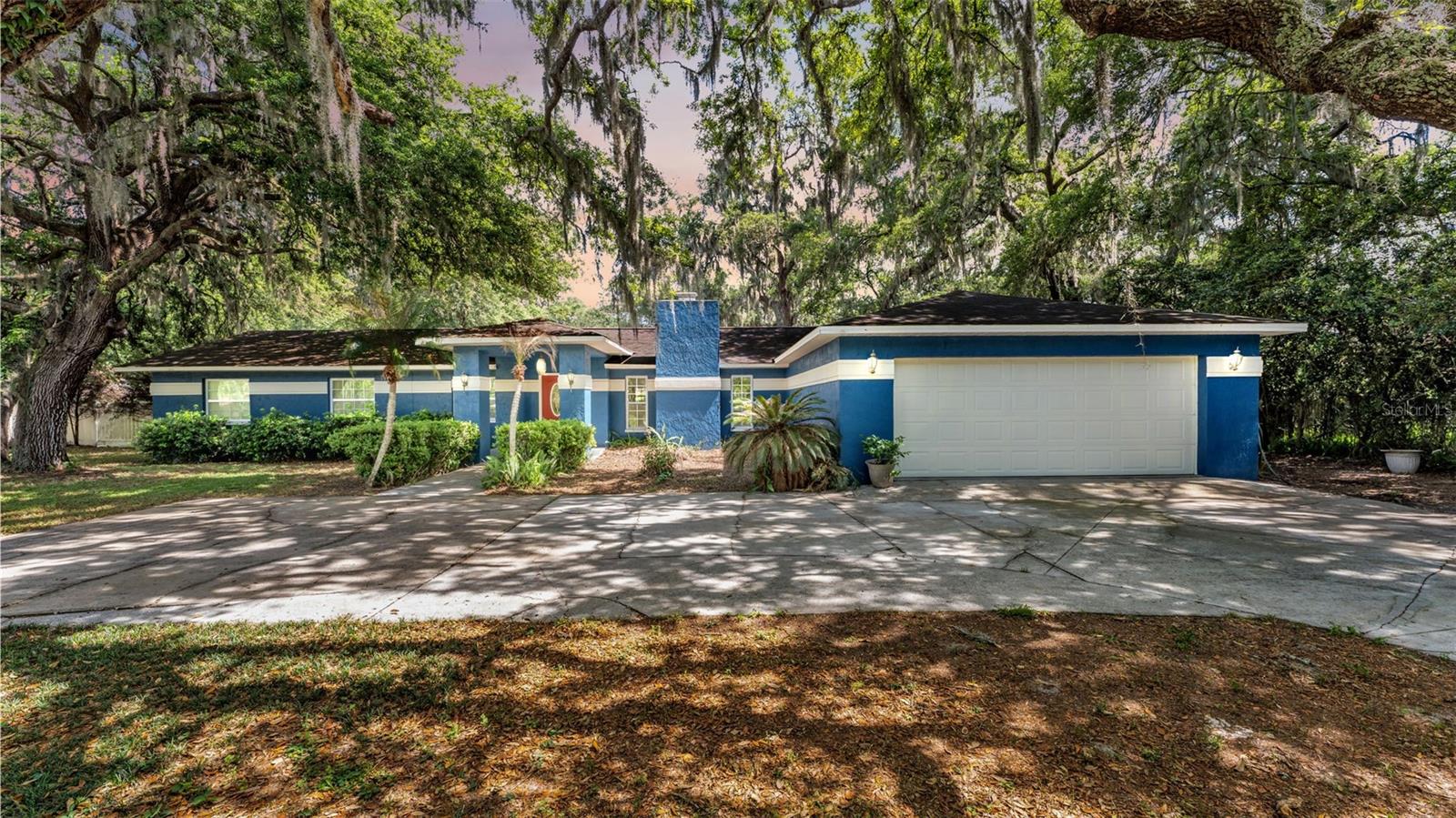 1121 Old Polk City Rd SW