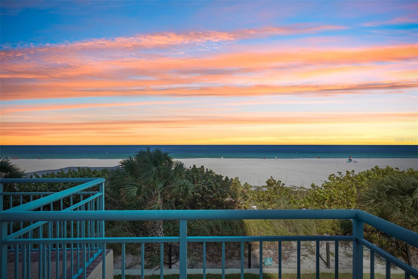 1520 Gulf Blvd #202