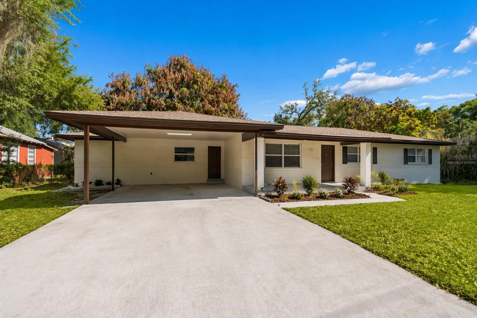 1212 E 24th Ave