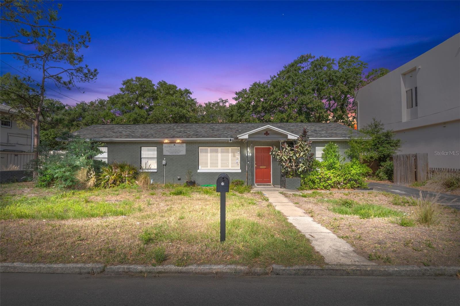 110 N Lincoln Ave