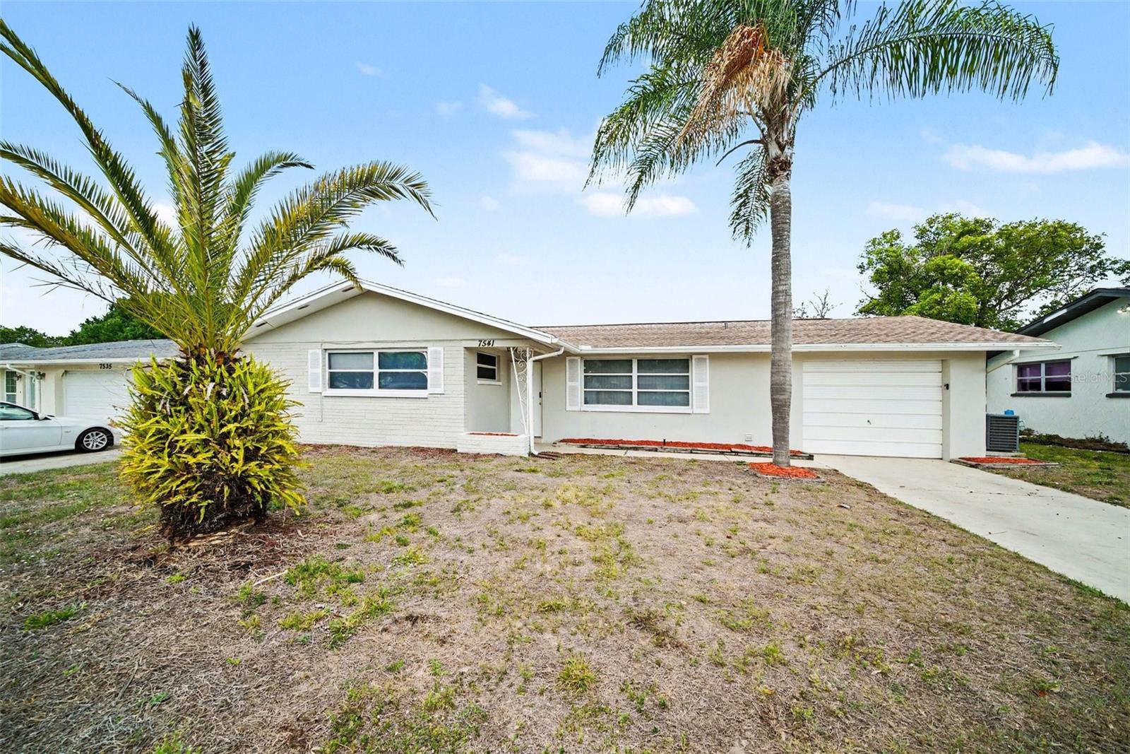 7541 Spirea Dr