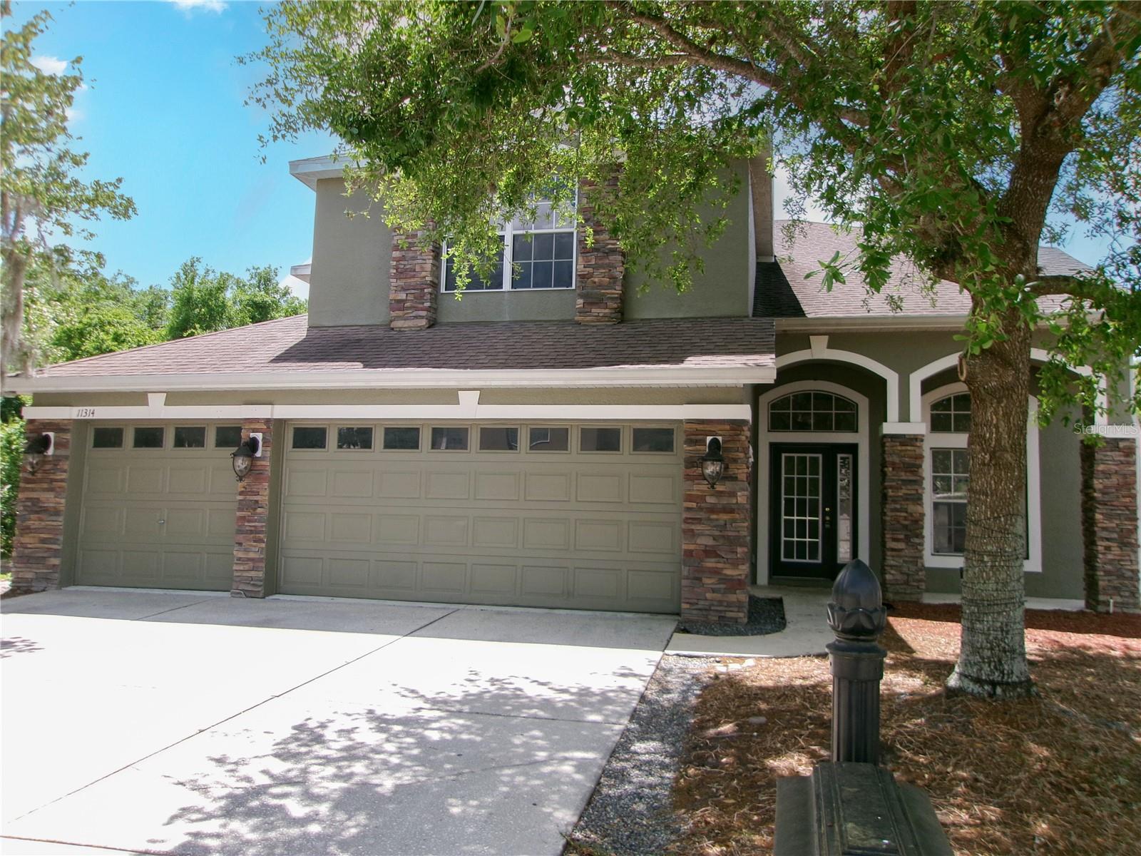 11314 Oyster Bay Cir
