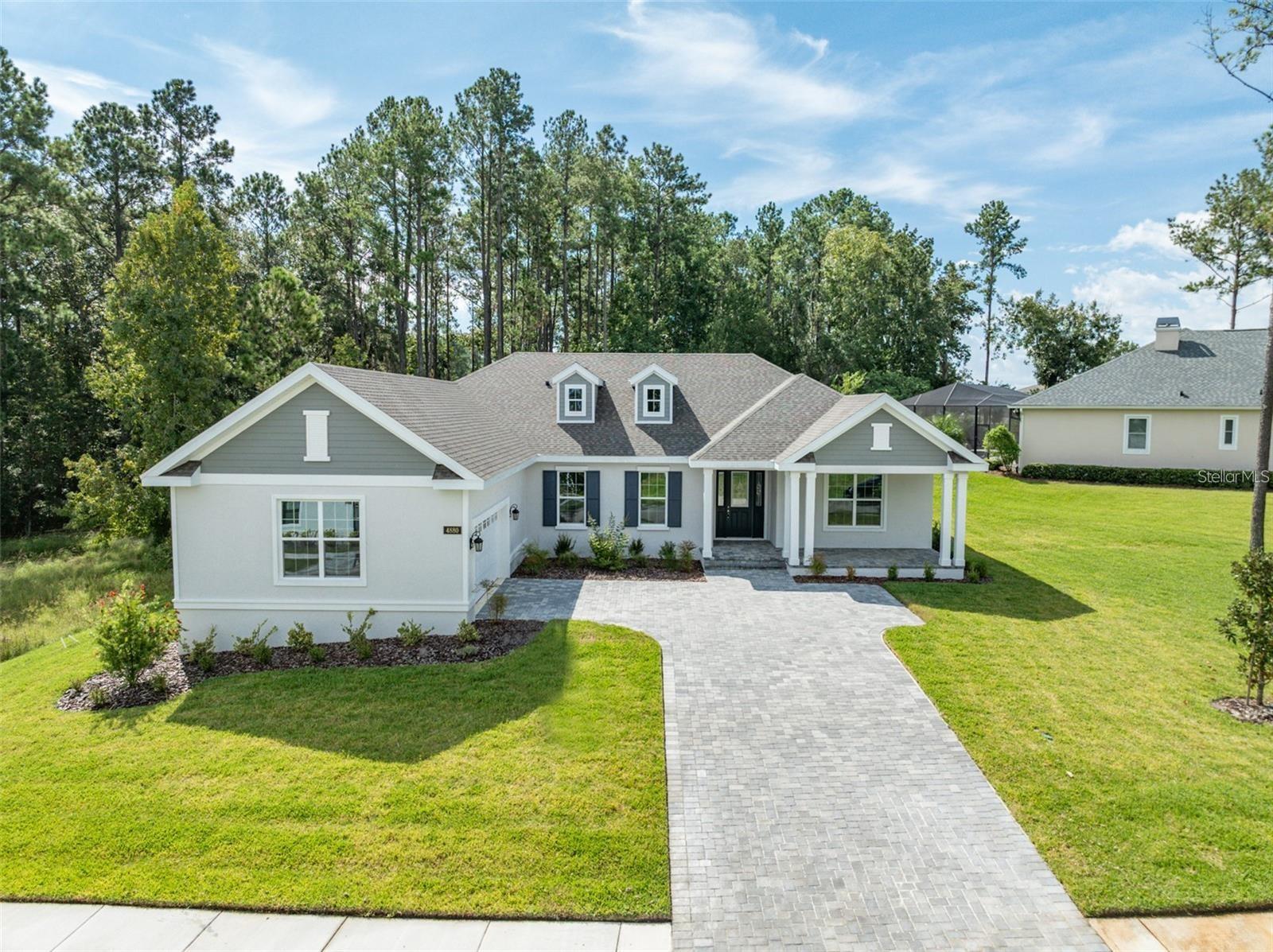 4880 Hickory Oak Dr