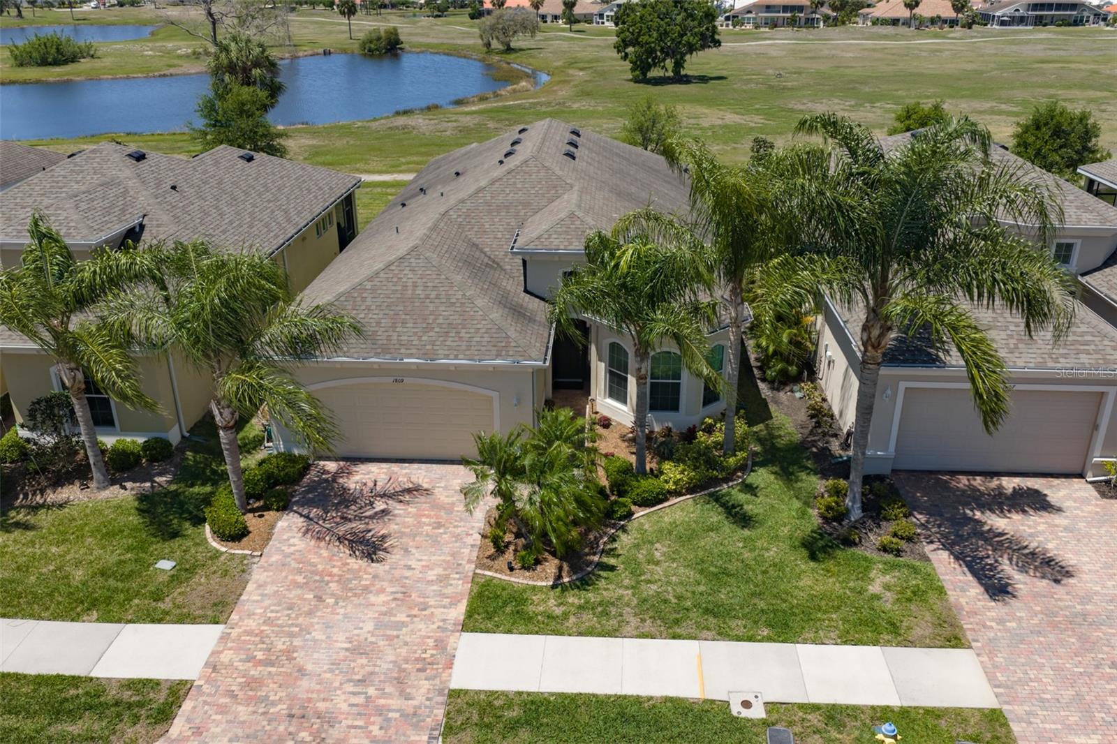 1809 Pacific Dunes Dr