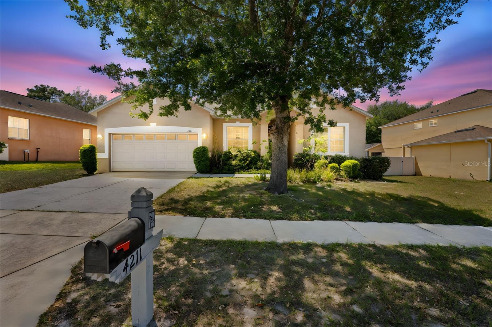 4211 Blakemore Pl