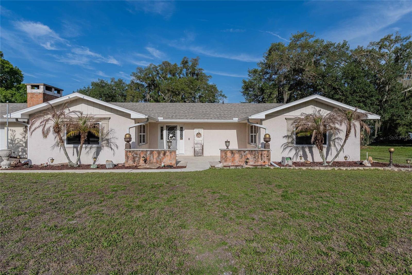 5905 Whispering Pines Rd