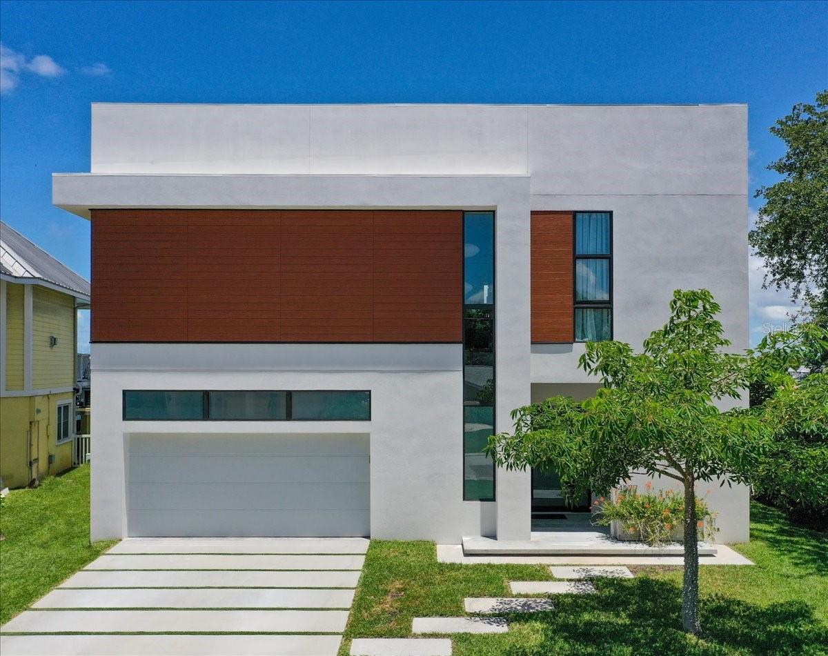 14077 N Bayshore Dr