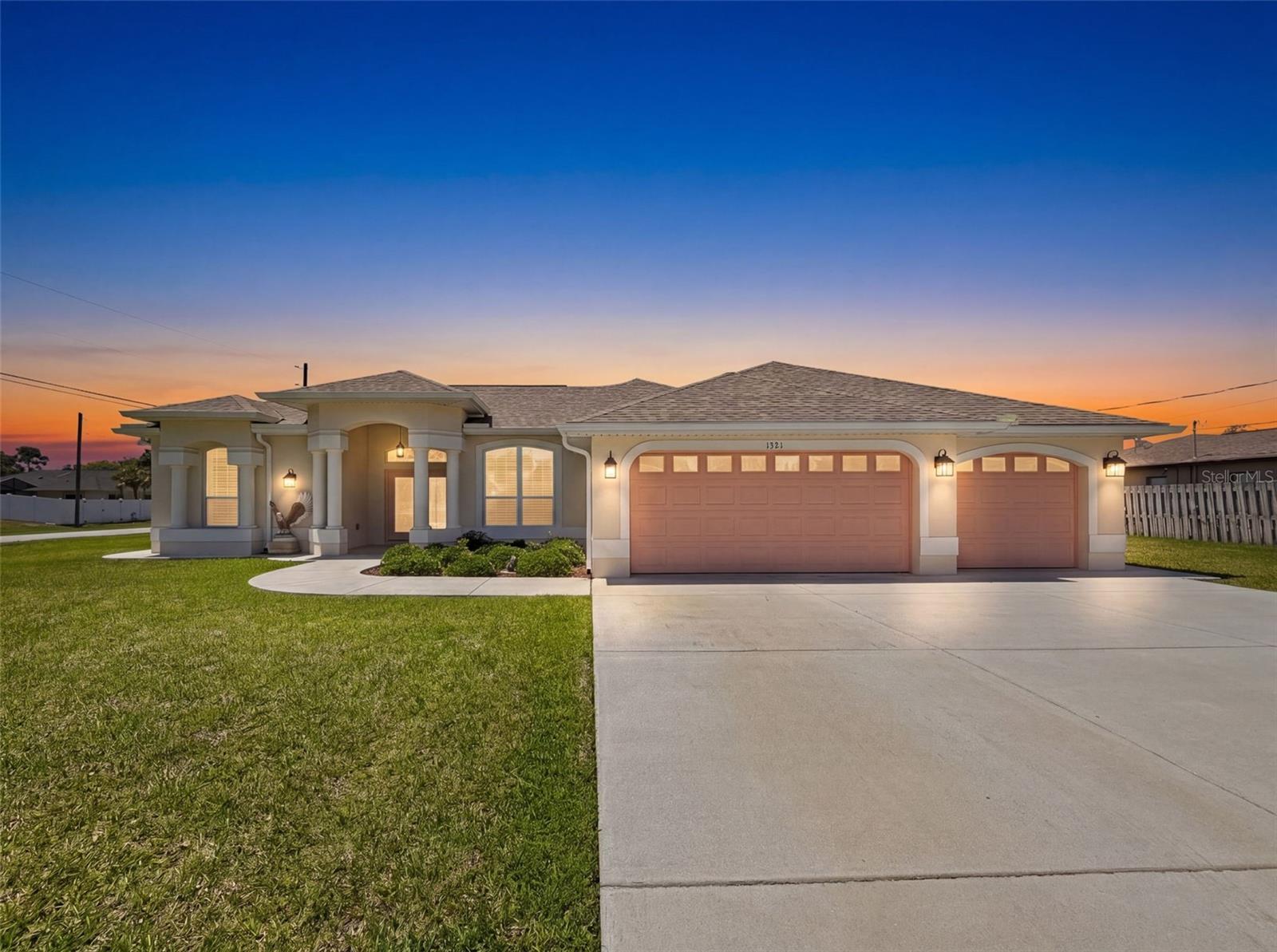 1321 Valiant Ave