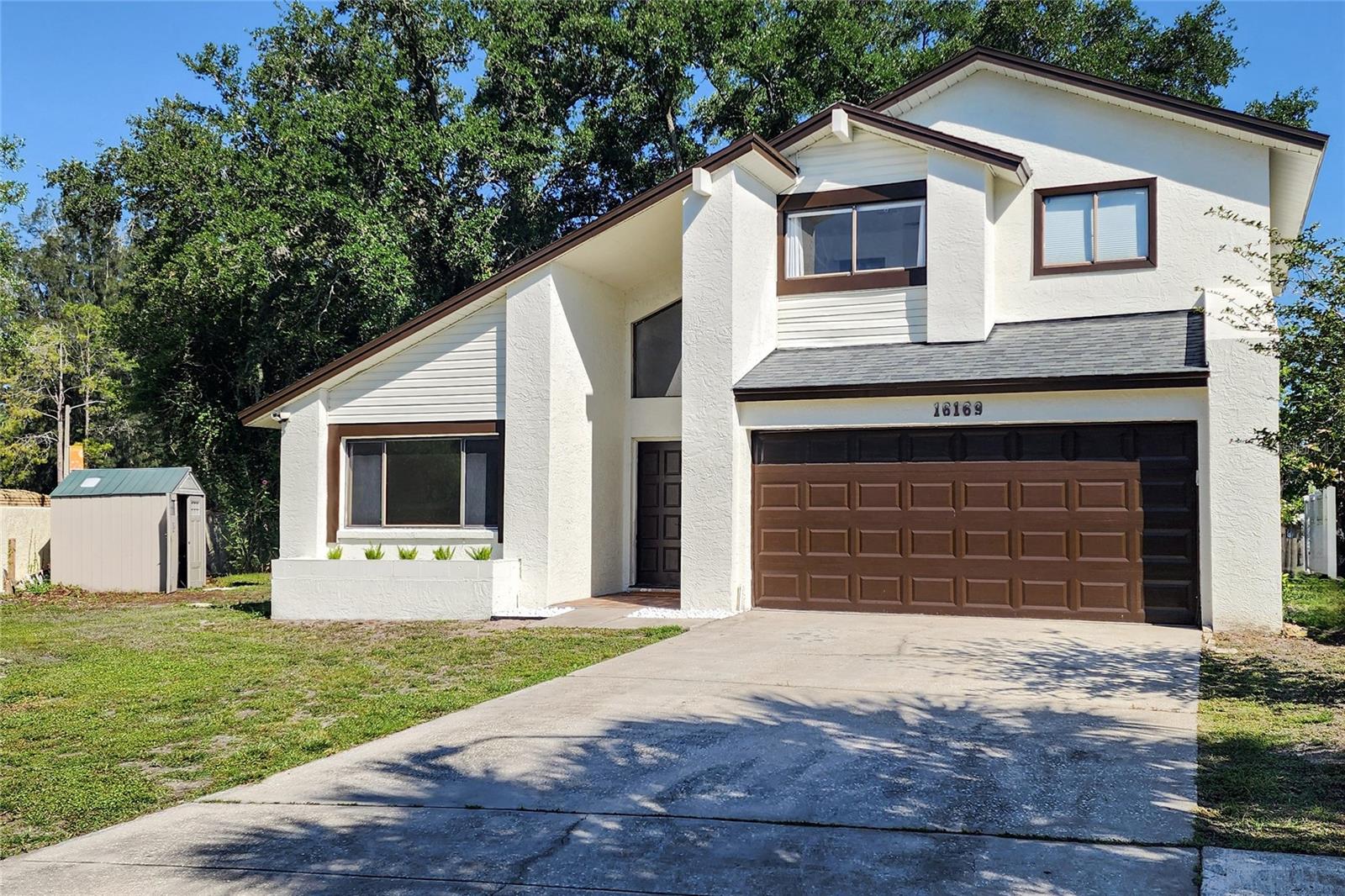 16169 Gardendale Dr