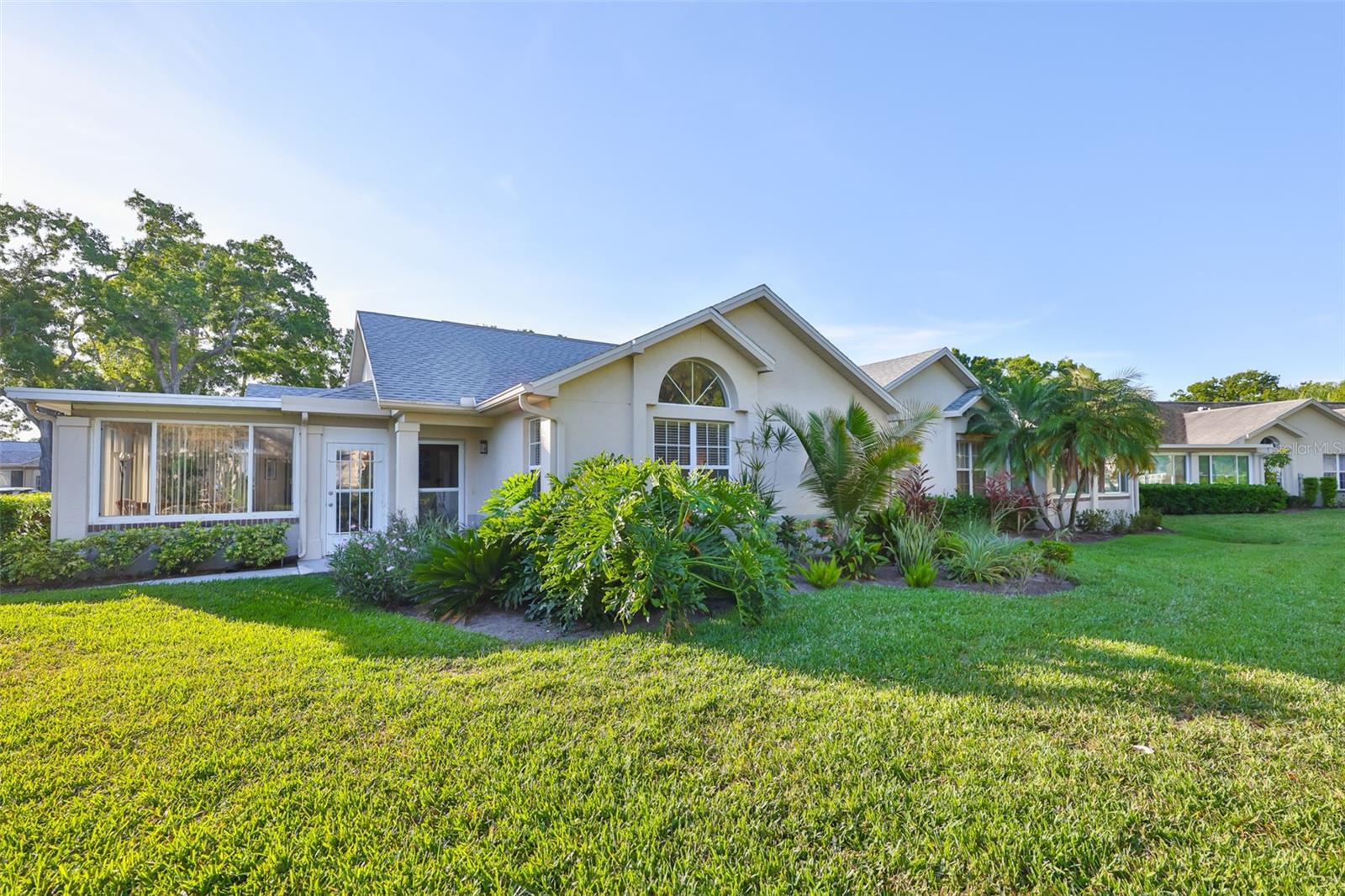 1115 Golfview Woods Dr