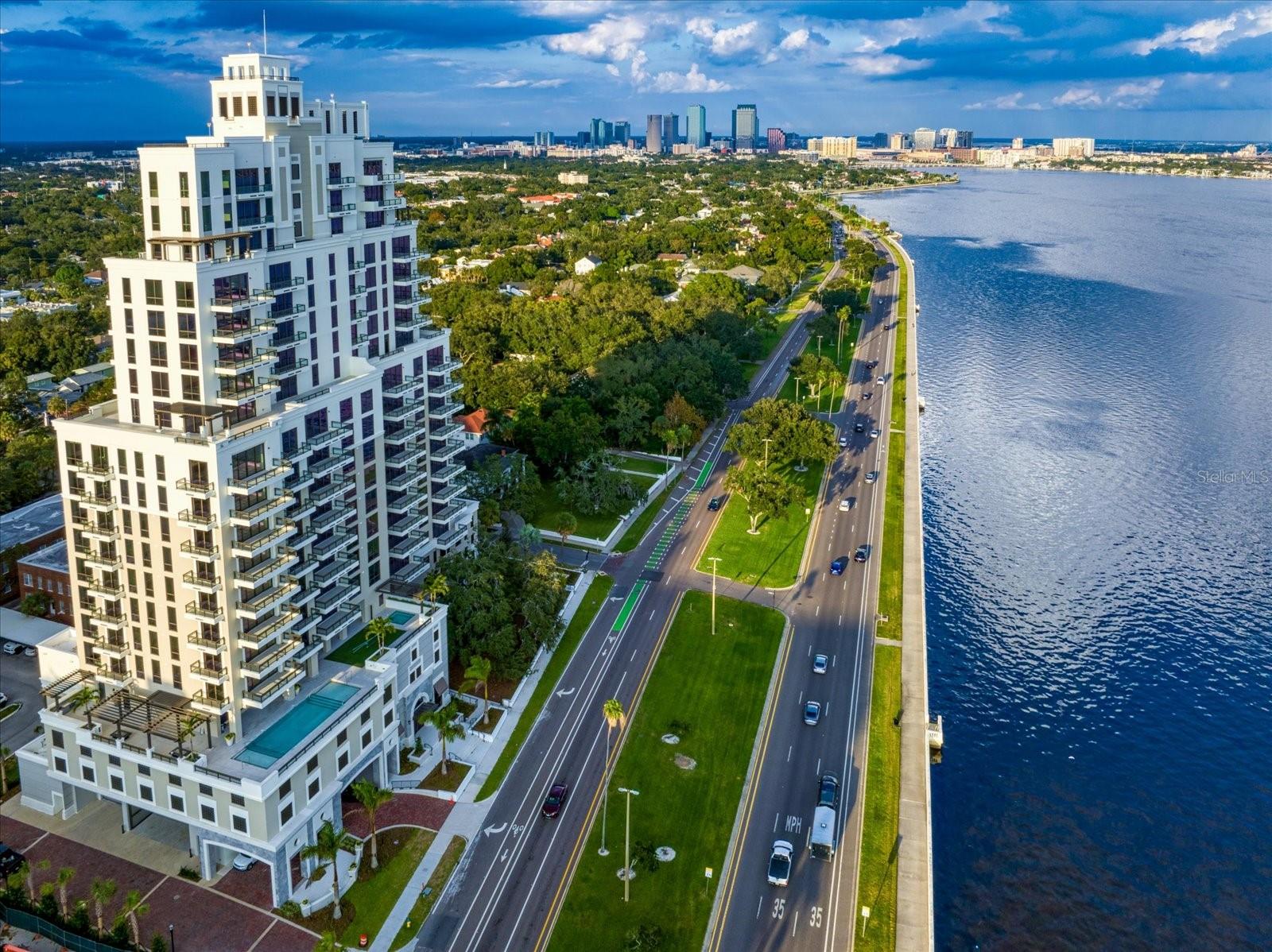 2103 Bayshore Blvd #703