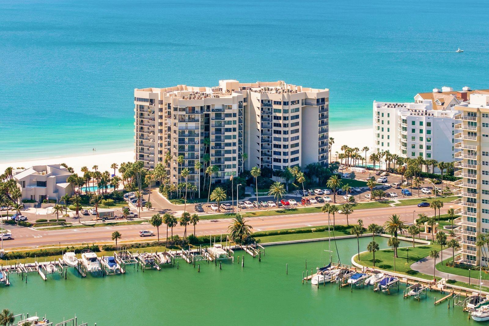 1600 Gulf Blvd #817
