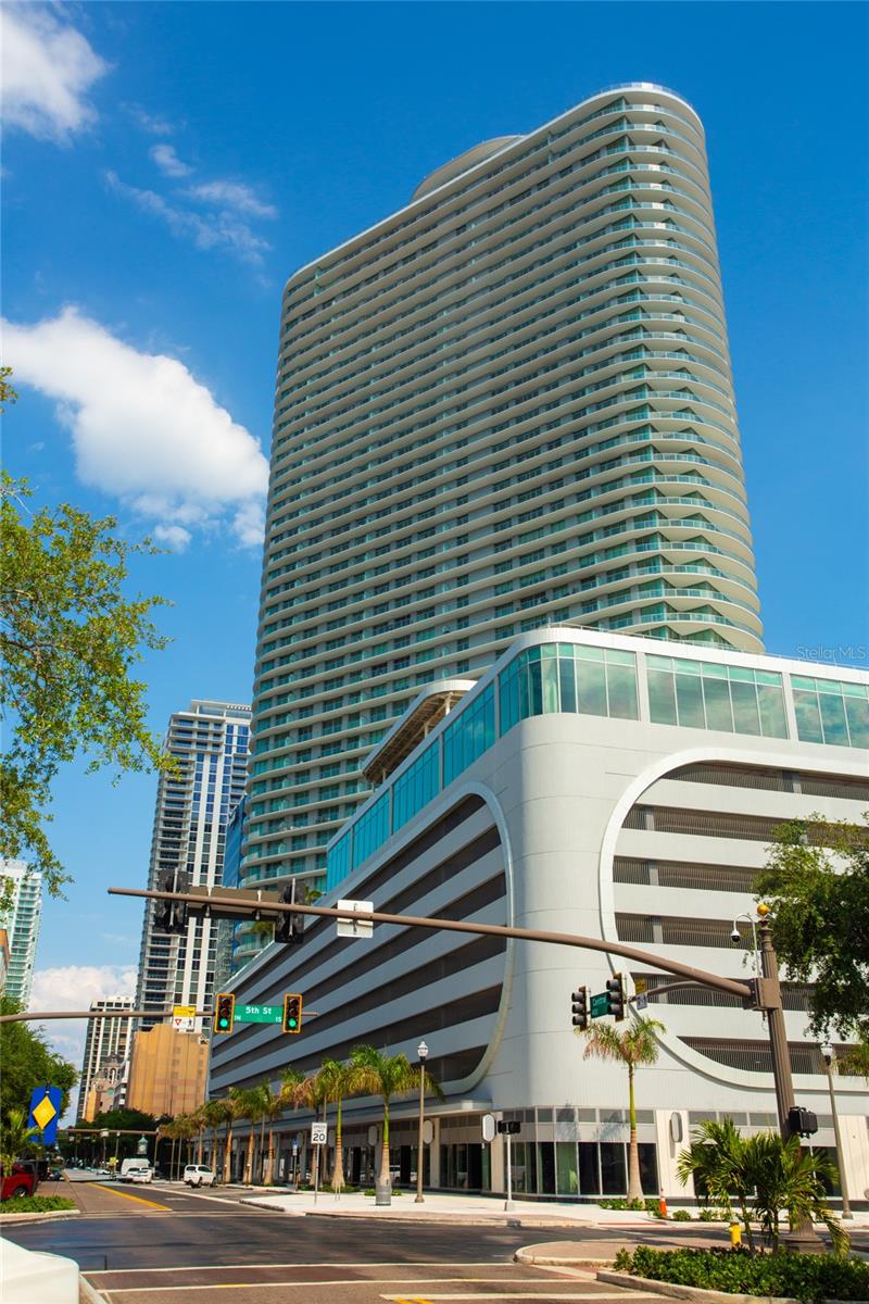 400 Central Ave #1003