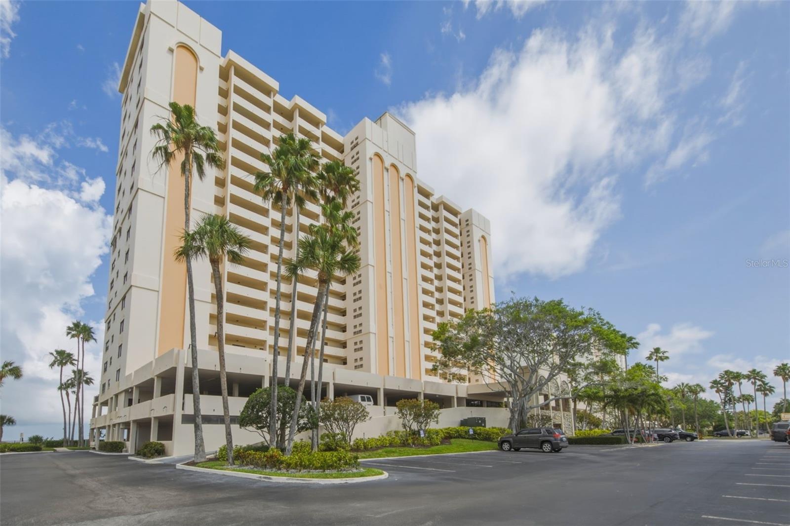 1270 Gulf Blvd #1202