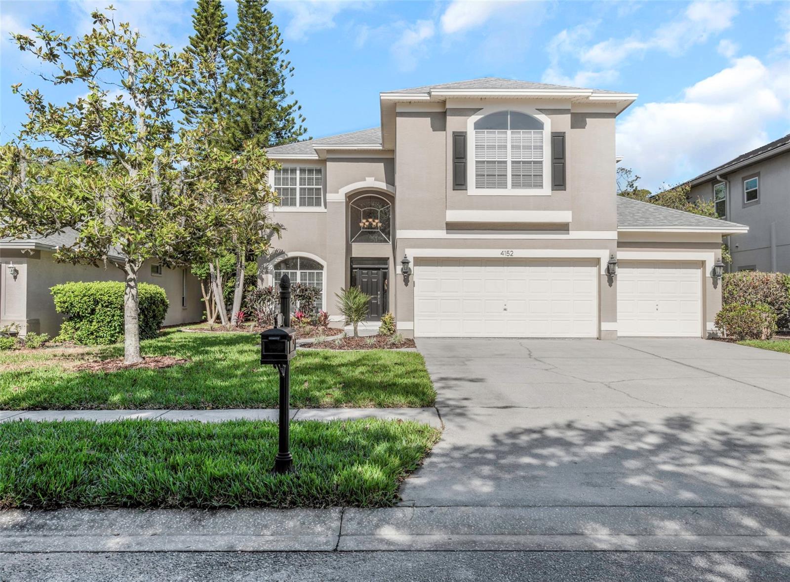 4152 Grandchamp Cir