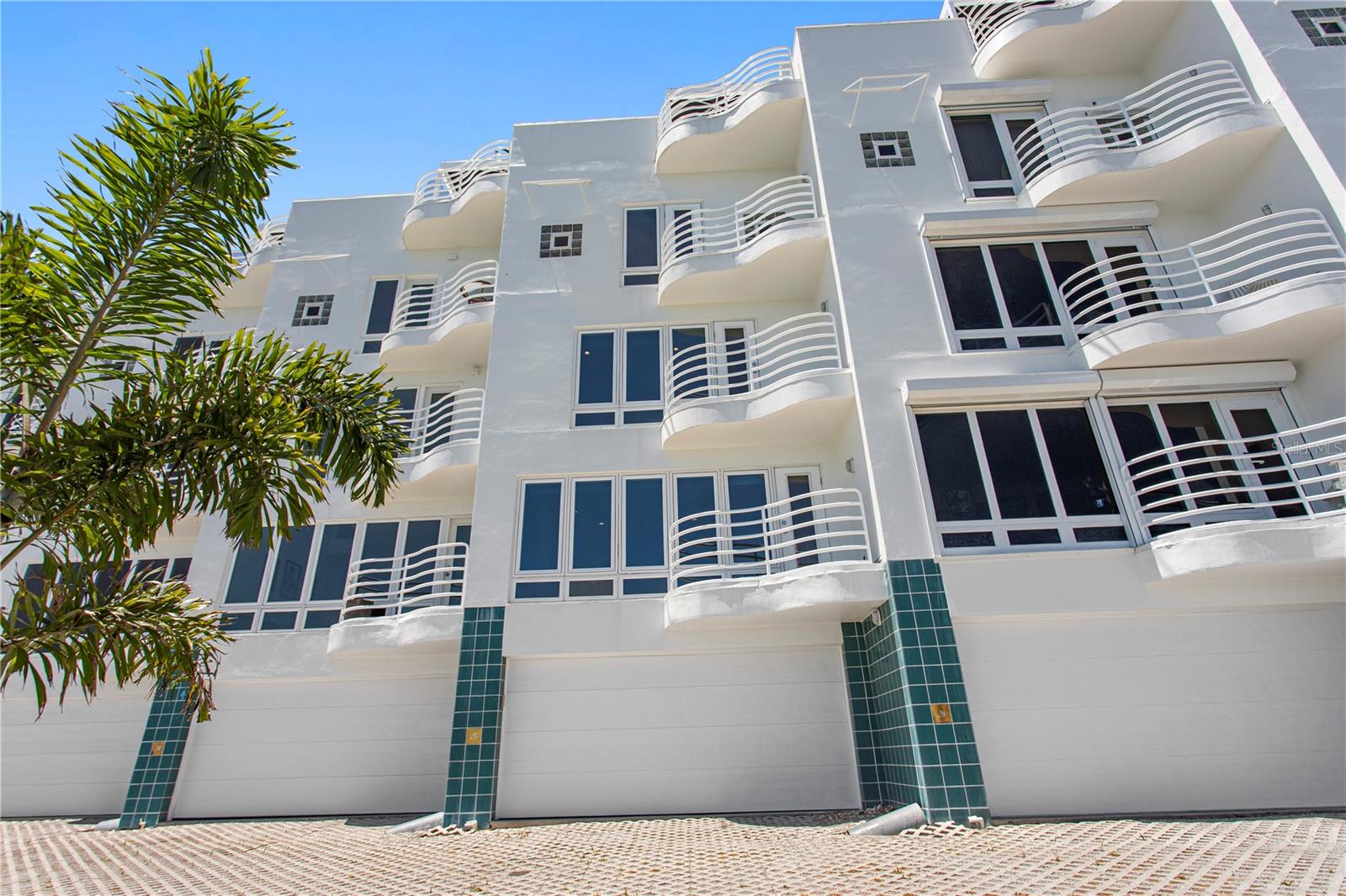 4950 Bayshore Blvd #25D