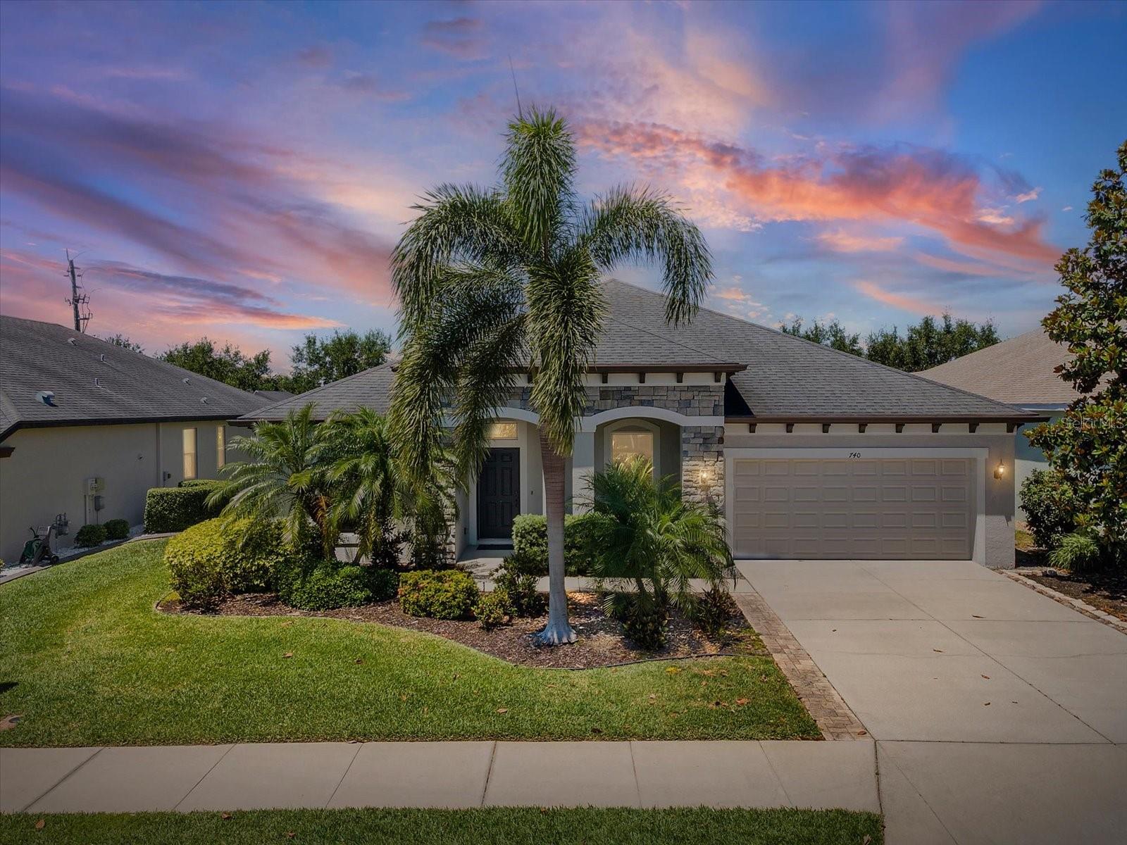 740 Rosemary Cir