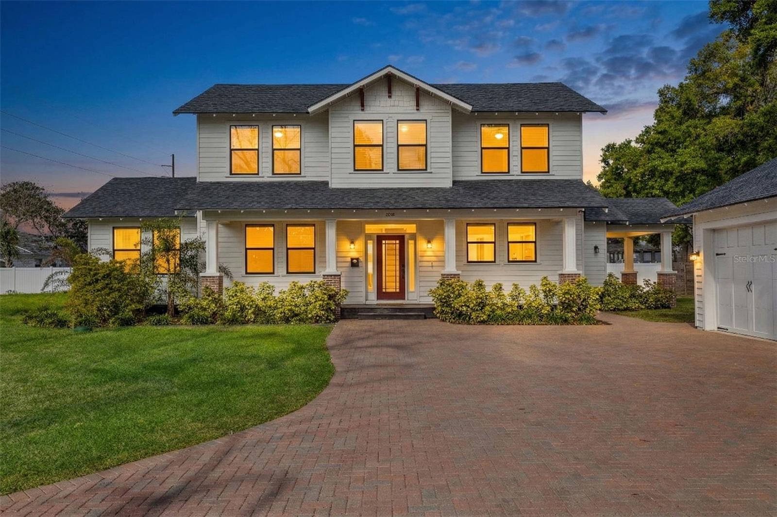 2820 N Central CT