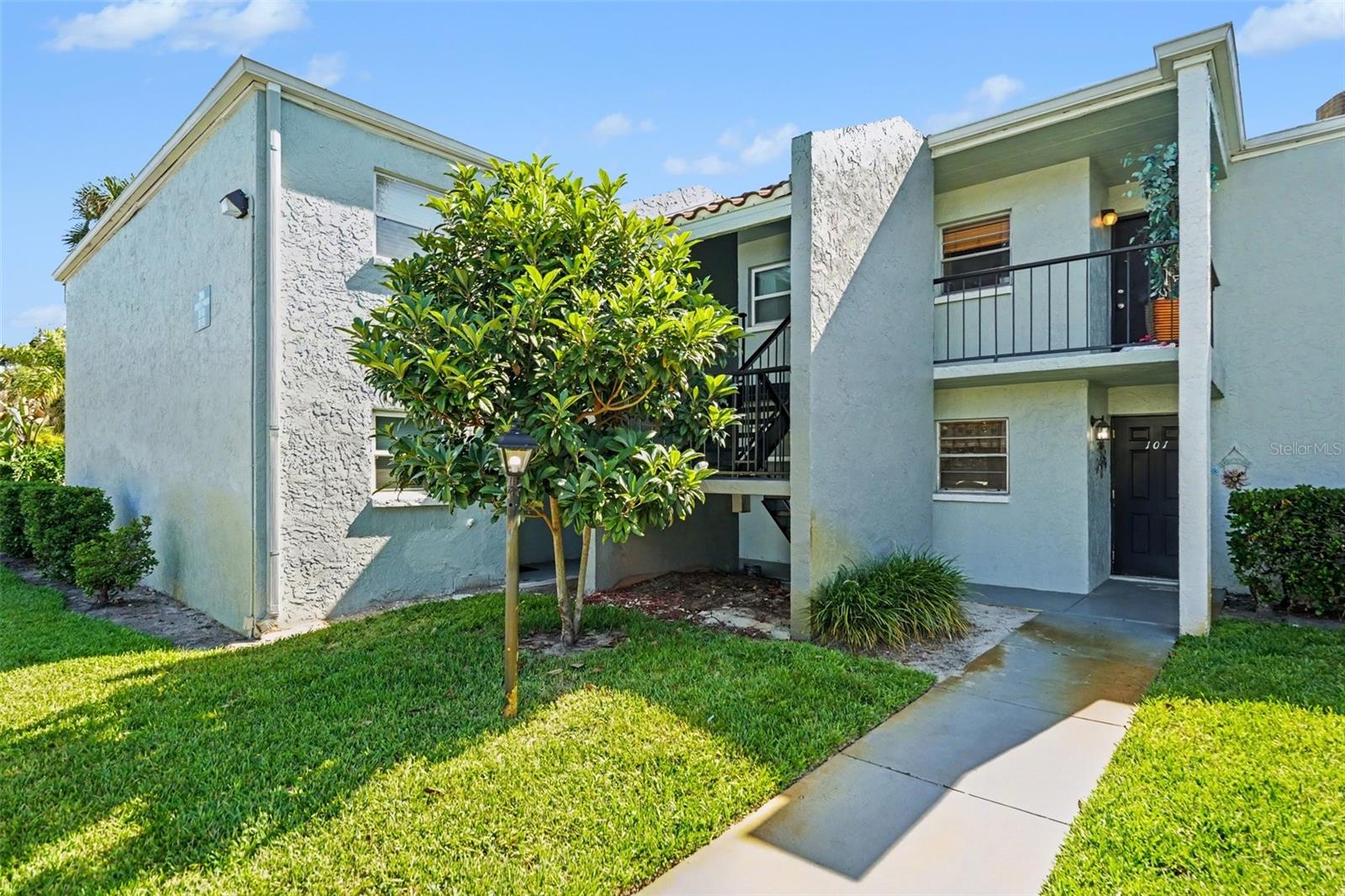 2845 Somerset Park Dr #101
