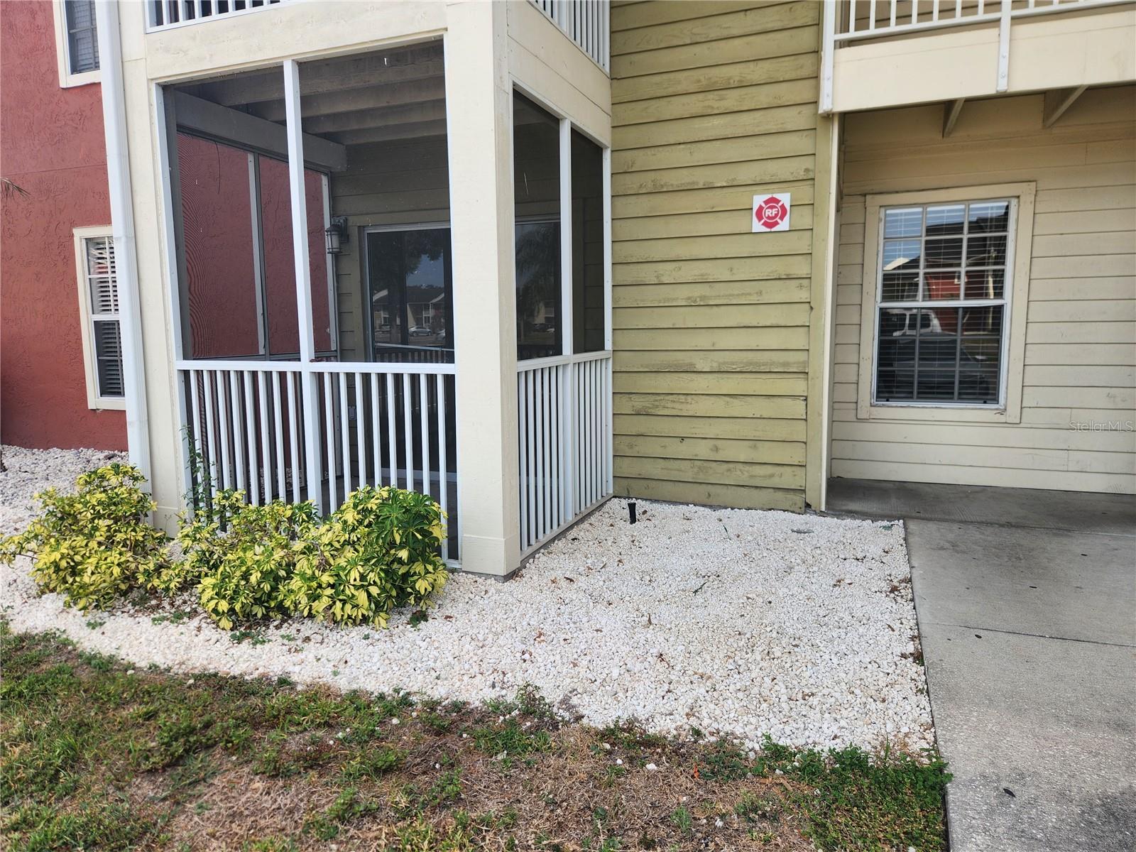 803 Lake Haven Sq #101