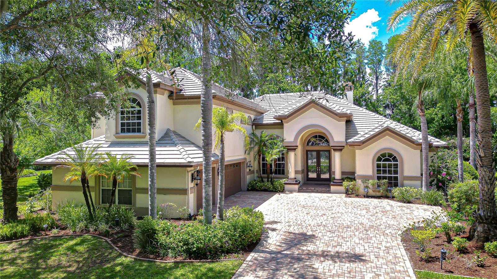 20915 Lake Vienna Dr