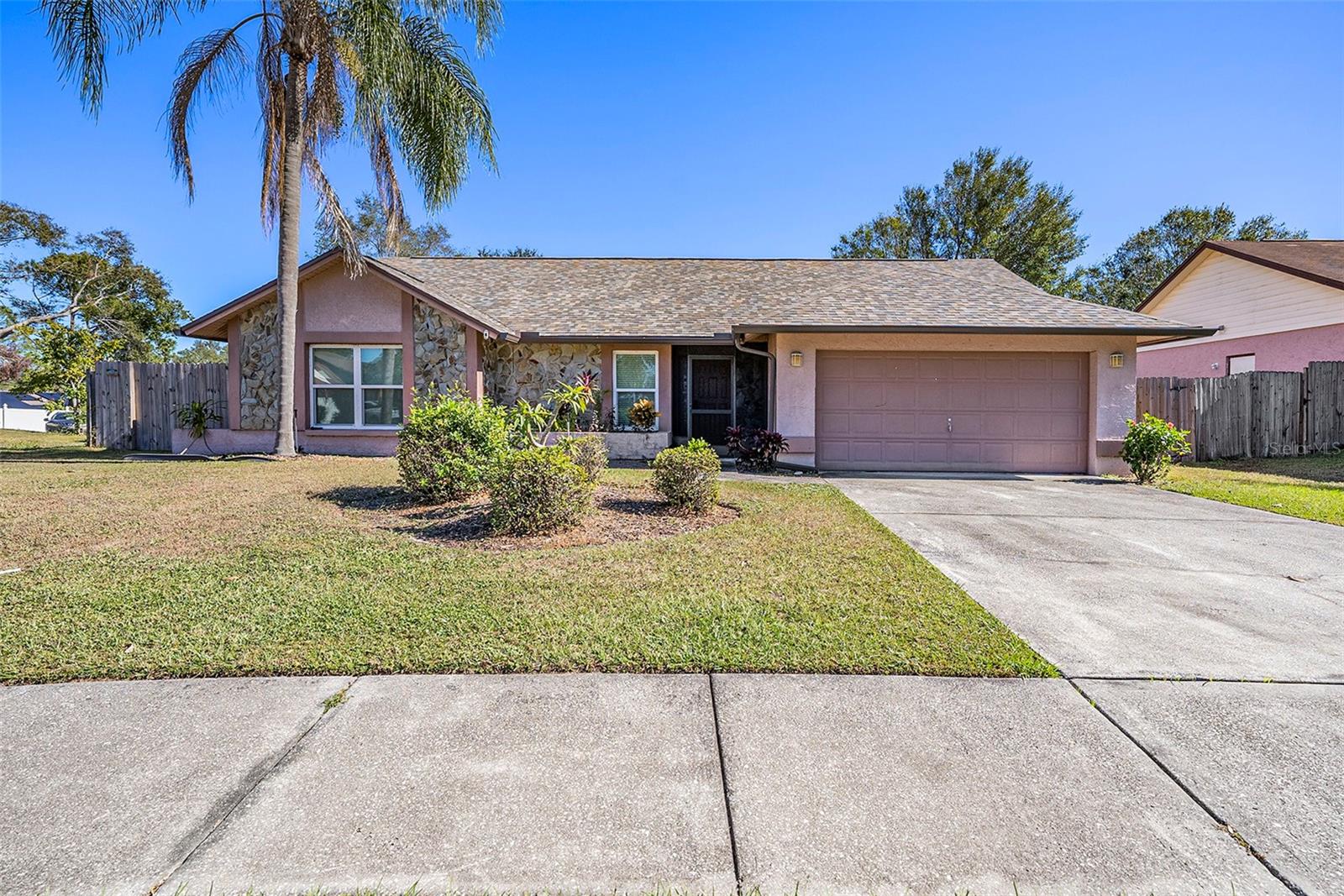 1606 Dusty Rose Ln